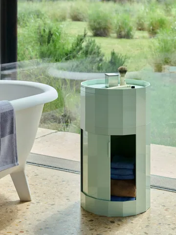 Facet Cabinet high sidobord med fötter-hjul 66 cm - Soft mint - HAY