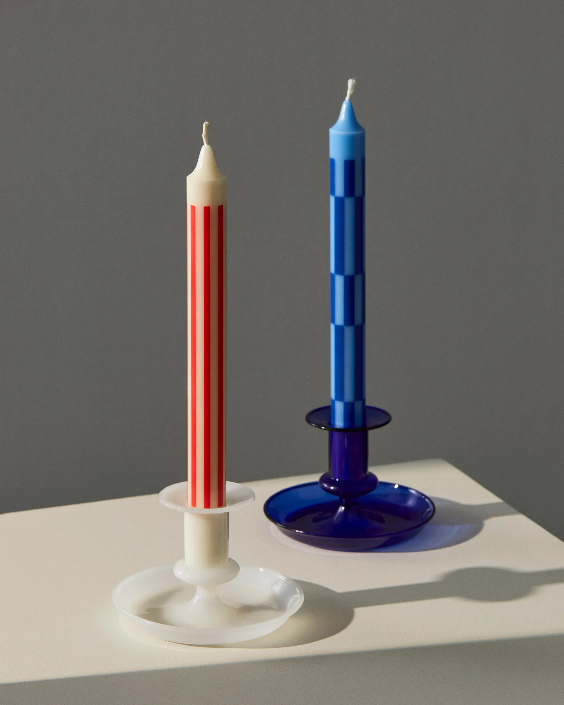 Flare ljusstake, Dark blue HAY
