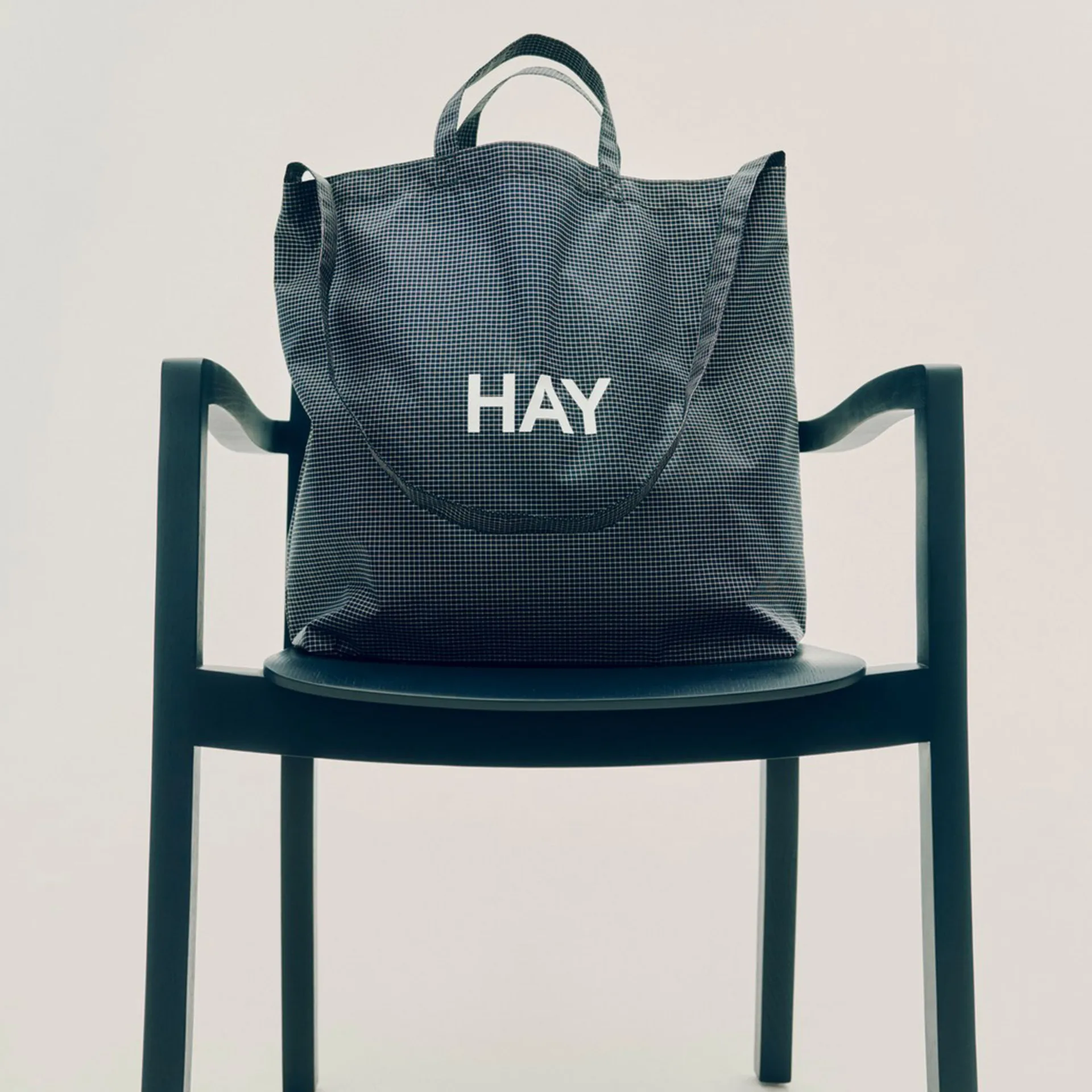 Grid Crossover Bag väska medium, Dark blue, medium HAY