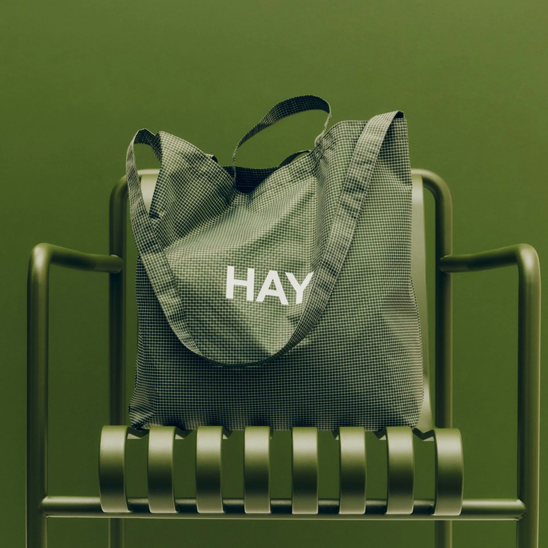 Grid Crossover Bag väska medium, Dark green, medium HAY