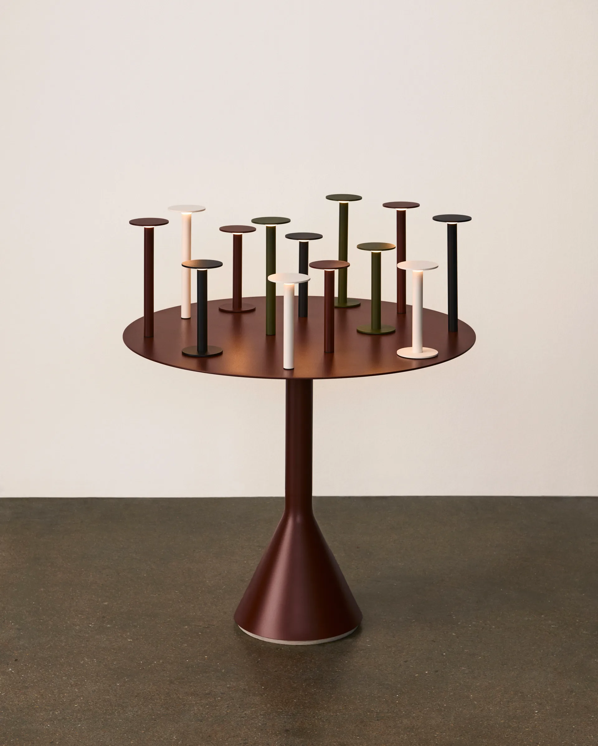 Host portabel lampa, Olive, 22 cm HAY