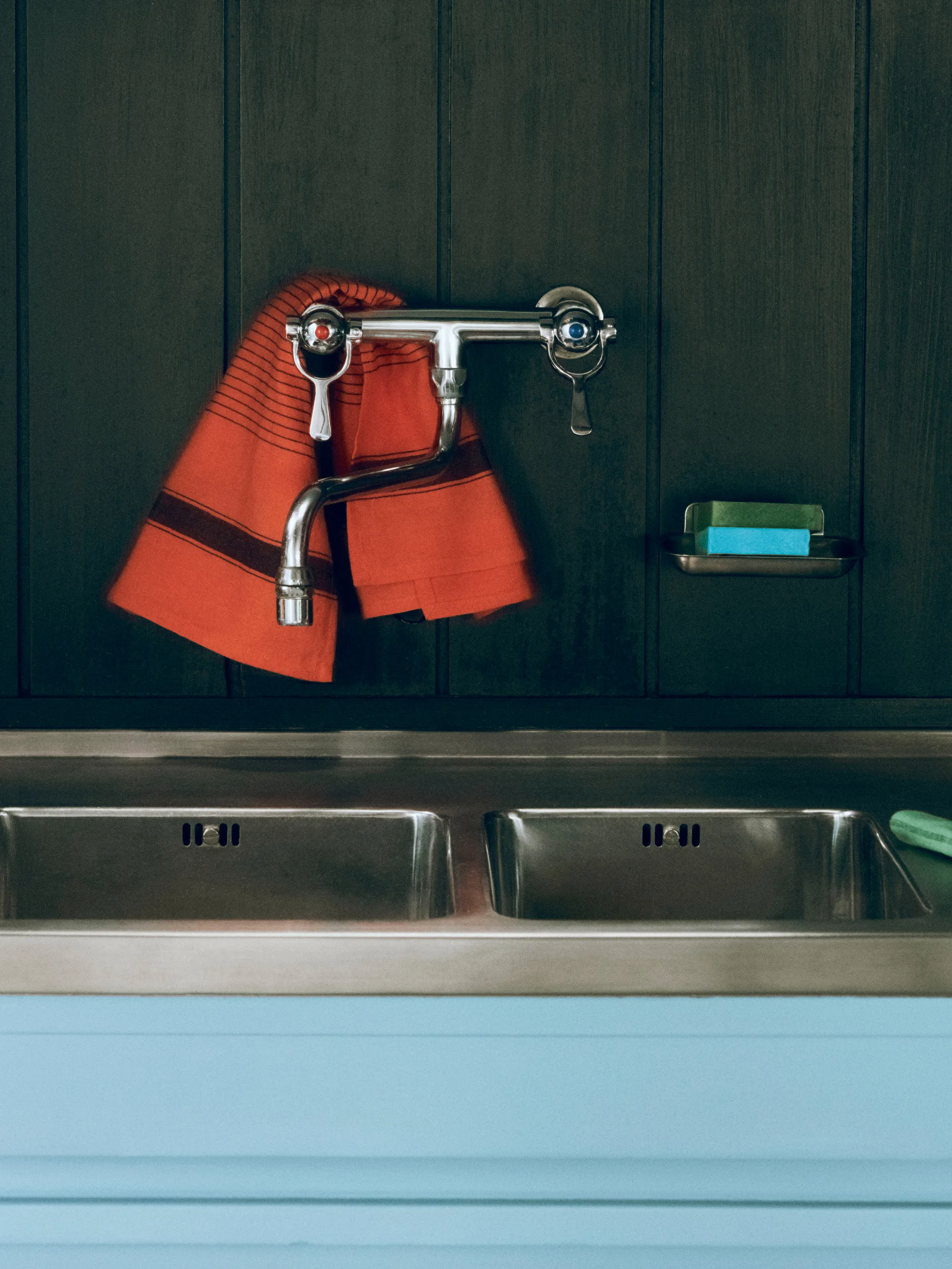 Linear kökshandduk 52x80 cm, Warm red HAY