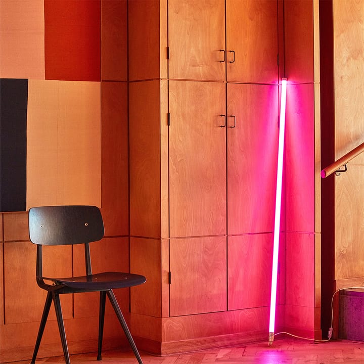 Neon Tube lysrörslampa - pink - HAY