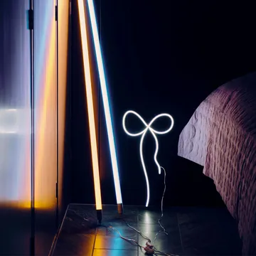 Neon Tube Slim lysrörslampa 50 cm - Blue - HAY