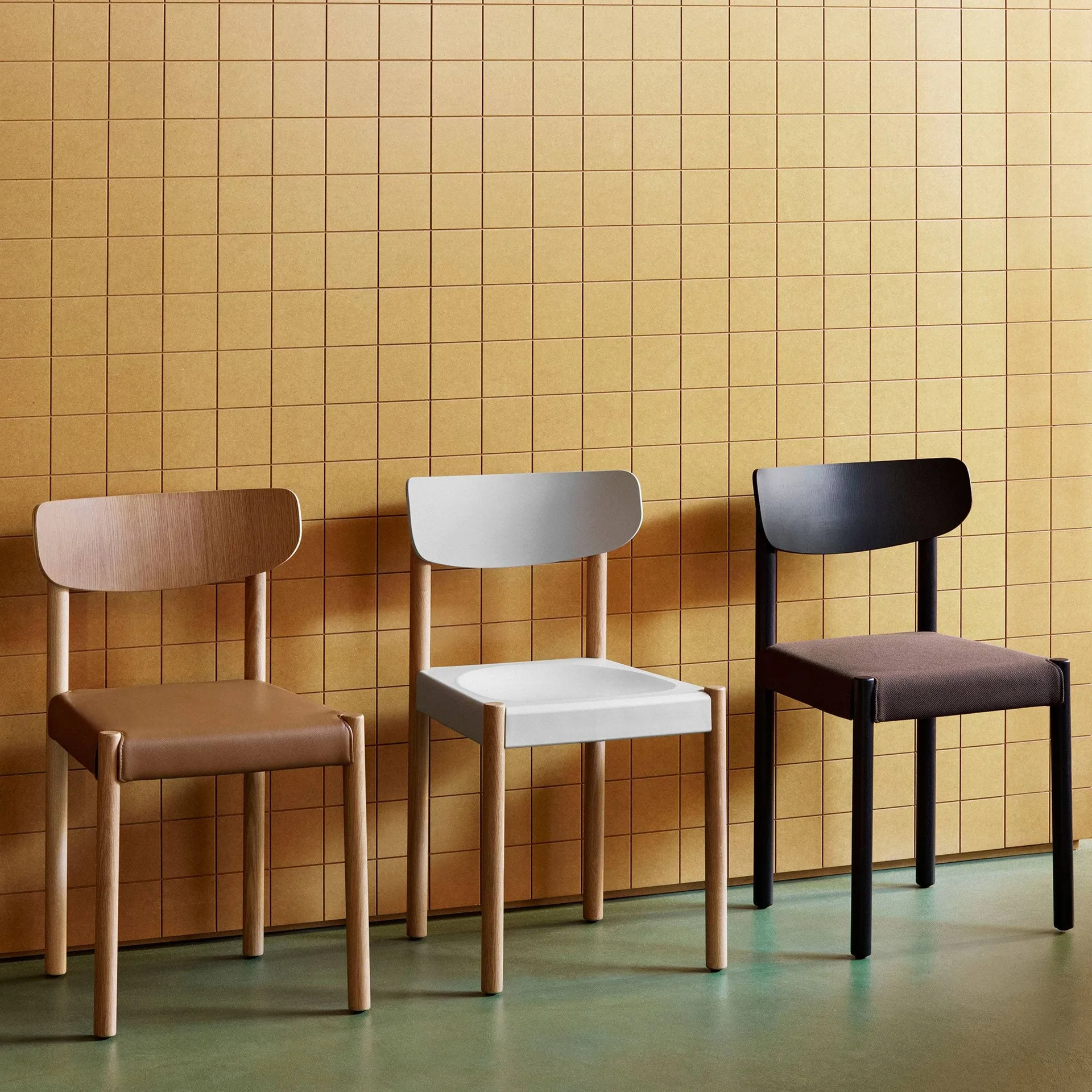 Pack Chair 11 stol, Oljad ek-graphite brown-Steelcut 695 HAY