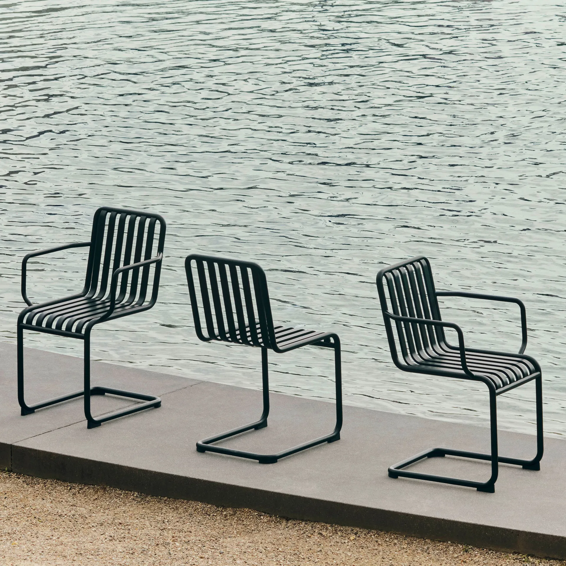 Palissade Cantilever stol, Anthracite HAY