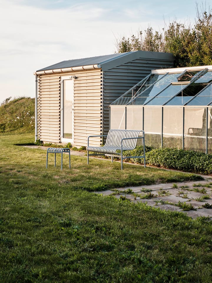 Palissade Dining bänk med armstöd, Hot galvanised HAY