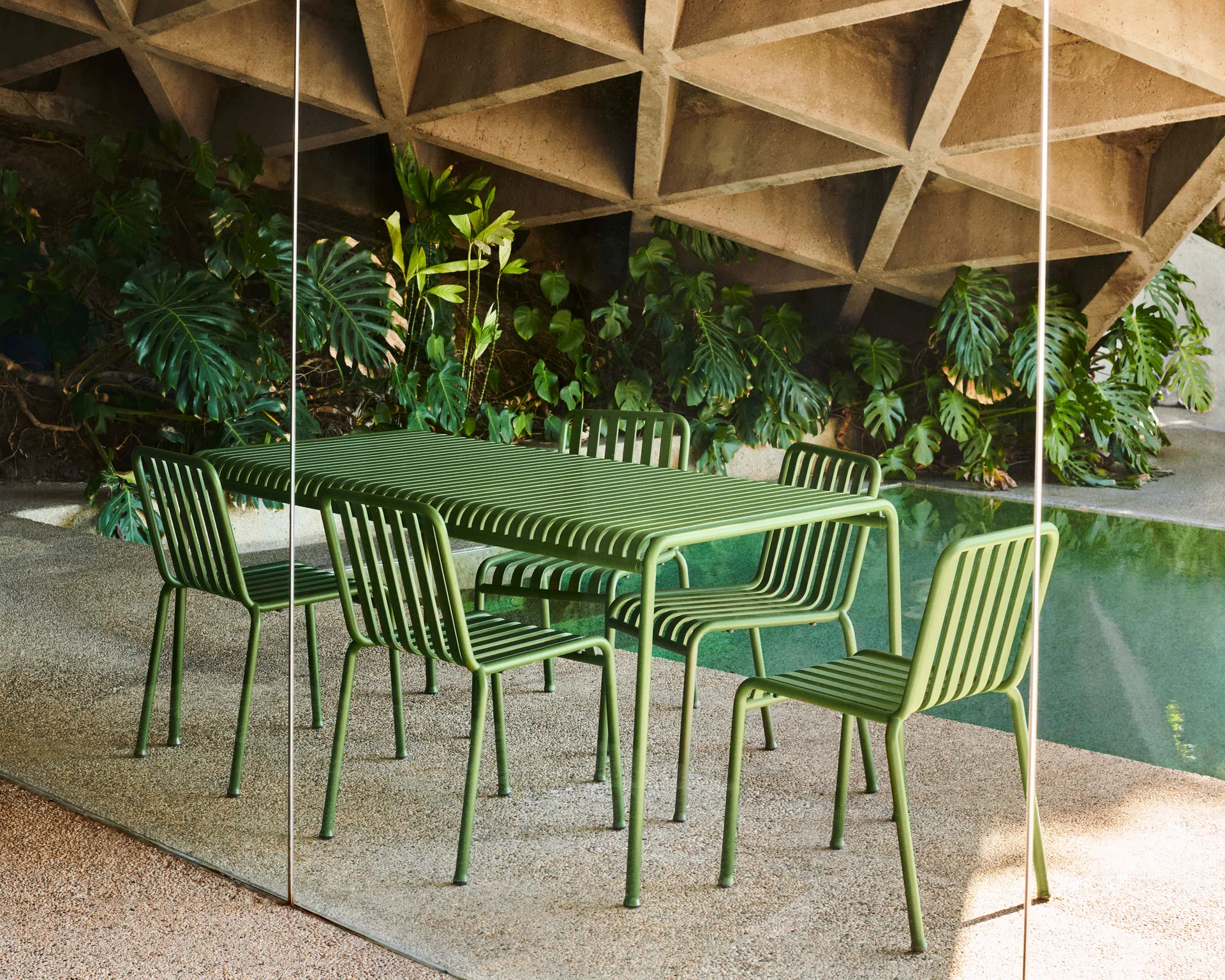 Palissade matgrupp 4 stolar 170x90 cm olive HAY