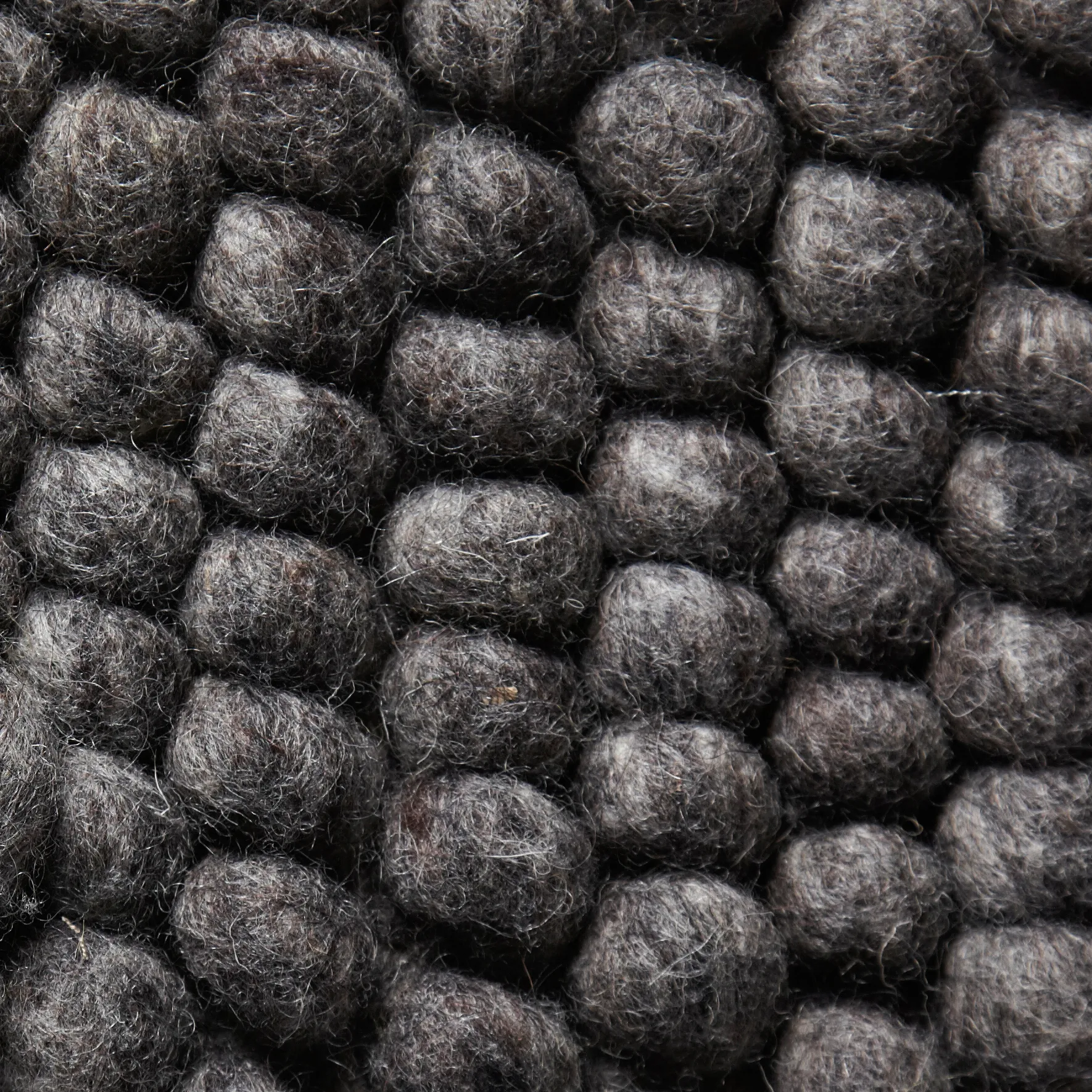 Peas ullmatta 200x300 cm, Dark grey HAY