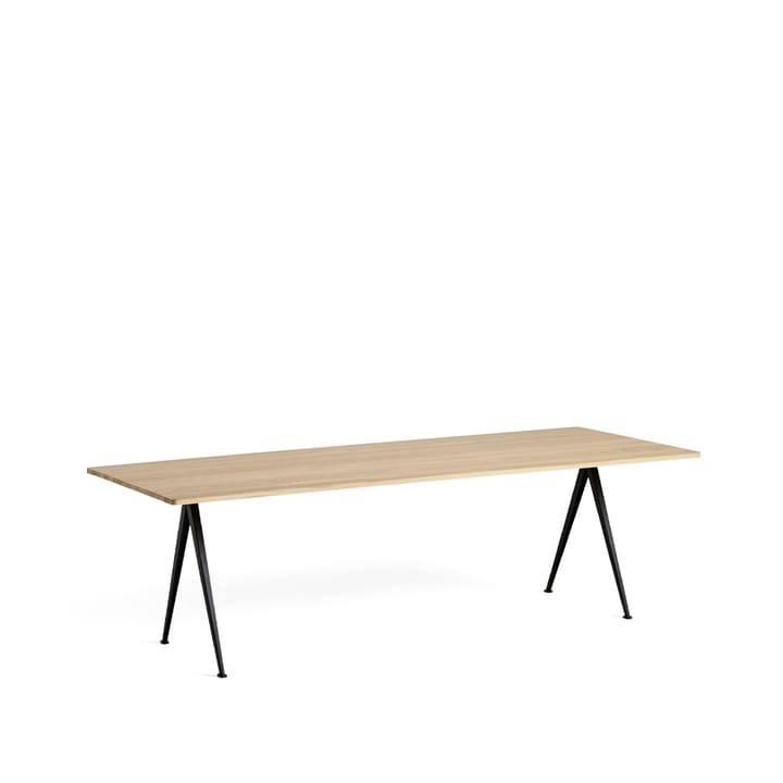 Pyramid 02 matbord - Oak matt lacqured-250x85cm-svart stålstativ - HAY