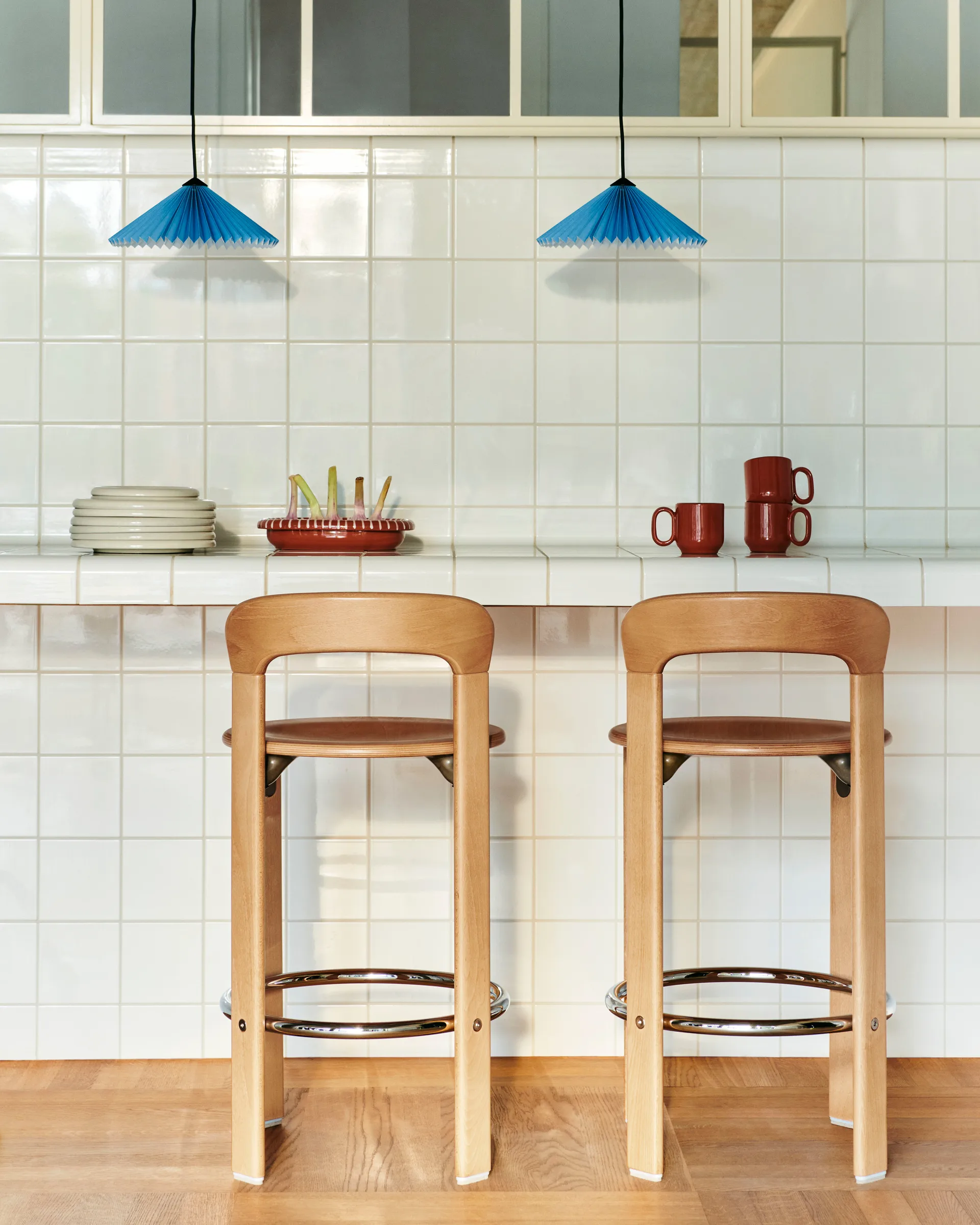 Rey Low barstol lackad 65 cm, Golden HAY