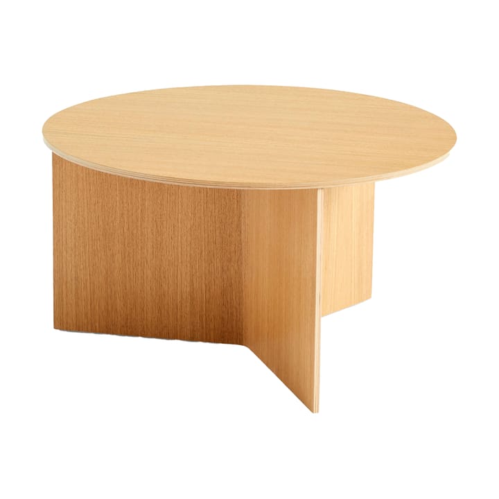 Slit soffbord Ø65 cm - Lacquered oak - HAY