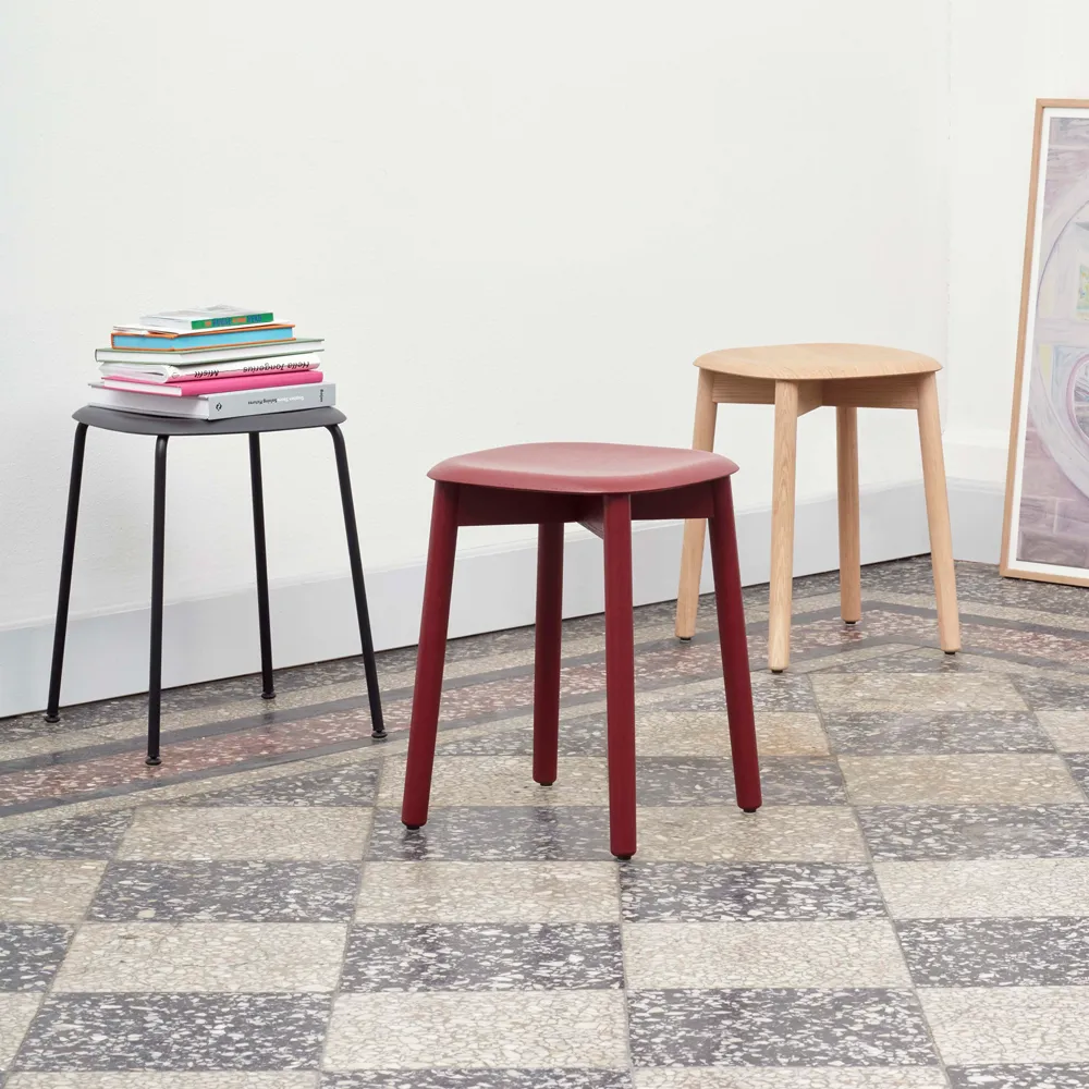 Soft Edge 72 pall, Svart ek-svart ekstativ HAY