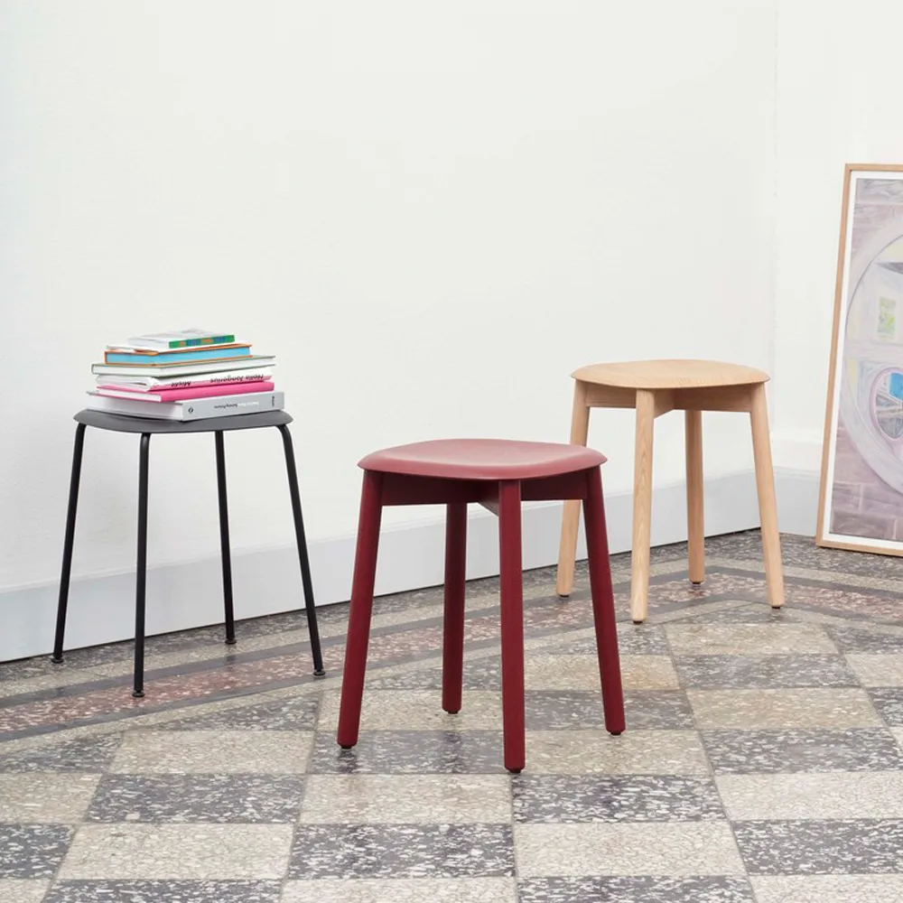 Soft Edge 72 pall, Svart ek-svart ekstativ HAY