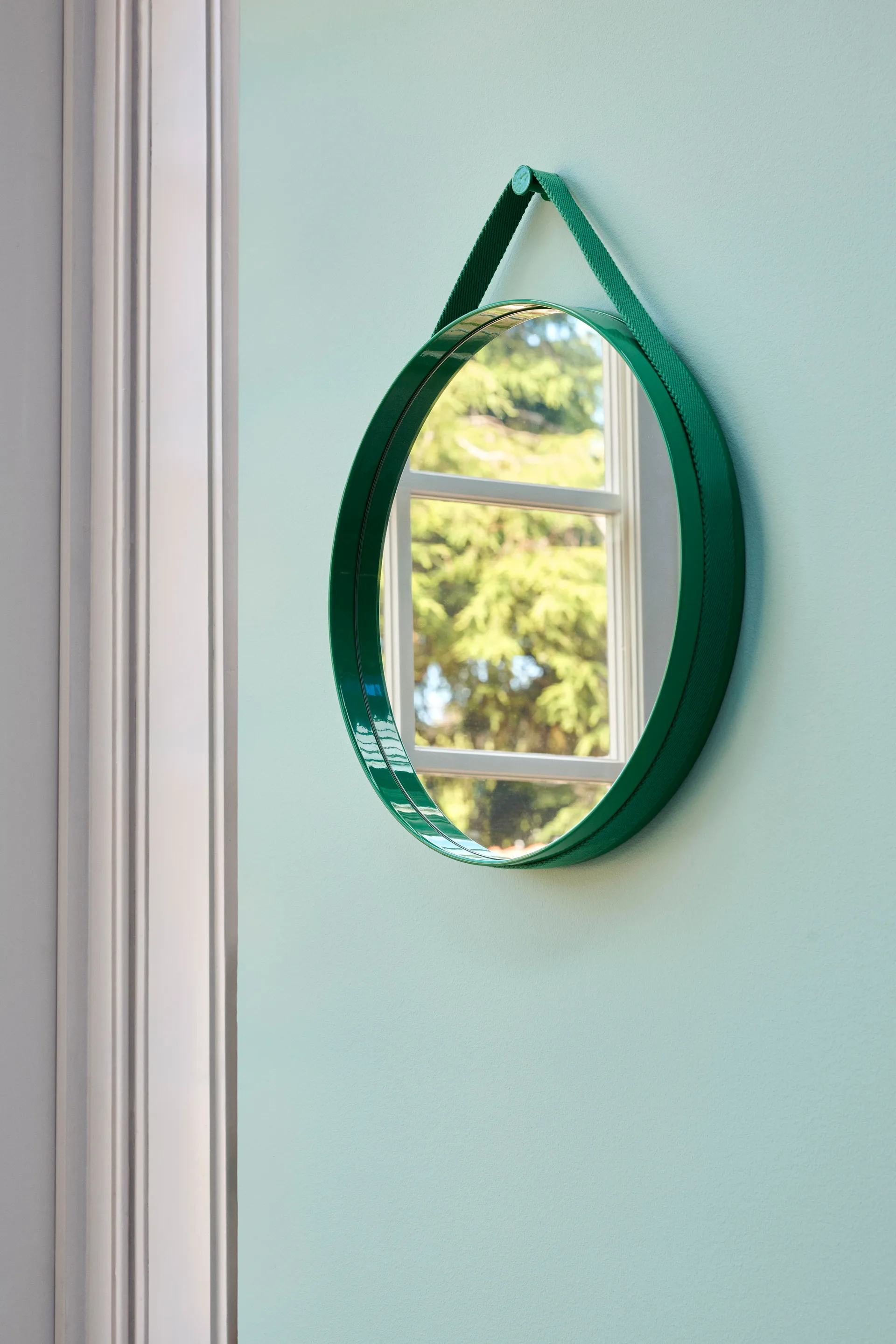 Strap Mirror spegel Ø50 cm, Green HAY