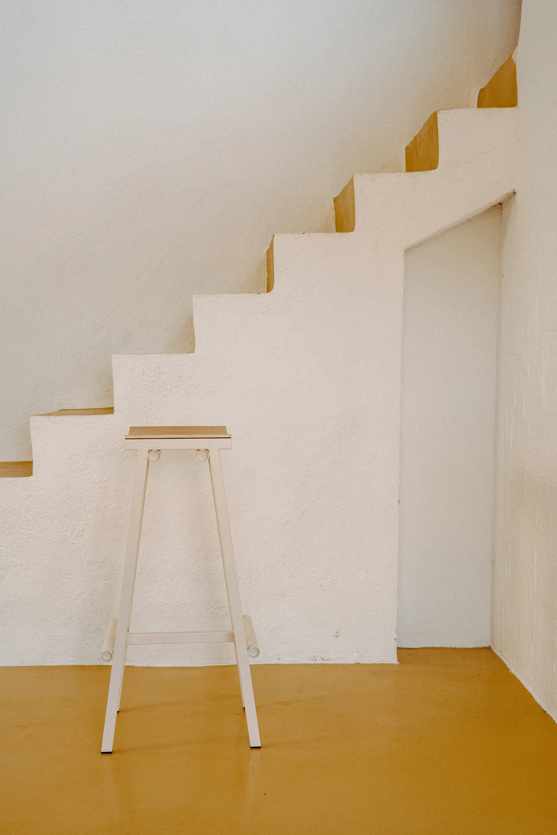 Taburete 8 high barstol 75 cm, Eggshell HAY