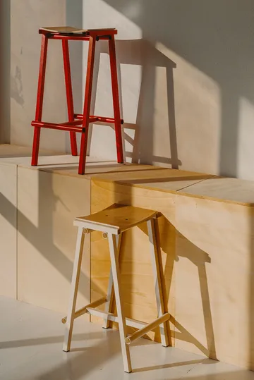 Taburete 8 low barstol 65 cm - Signal red (röd) - HAY