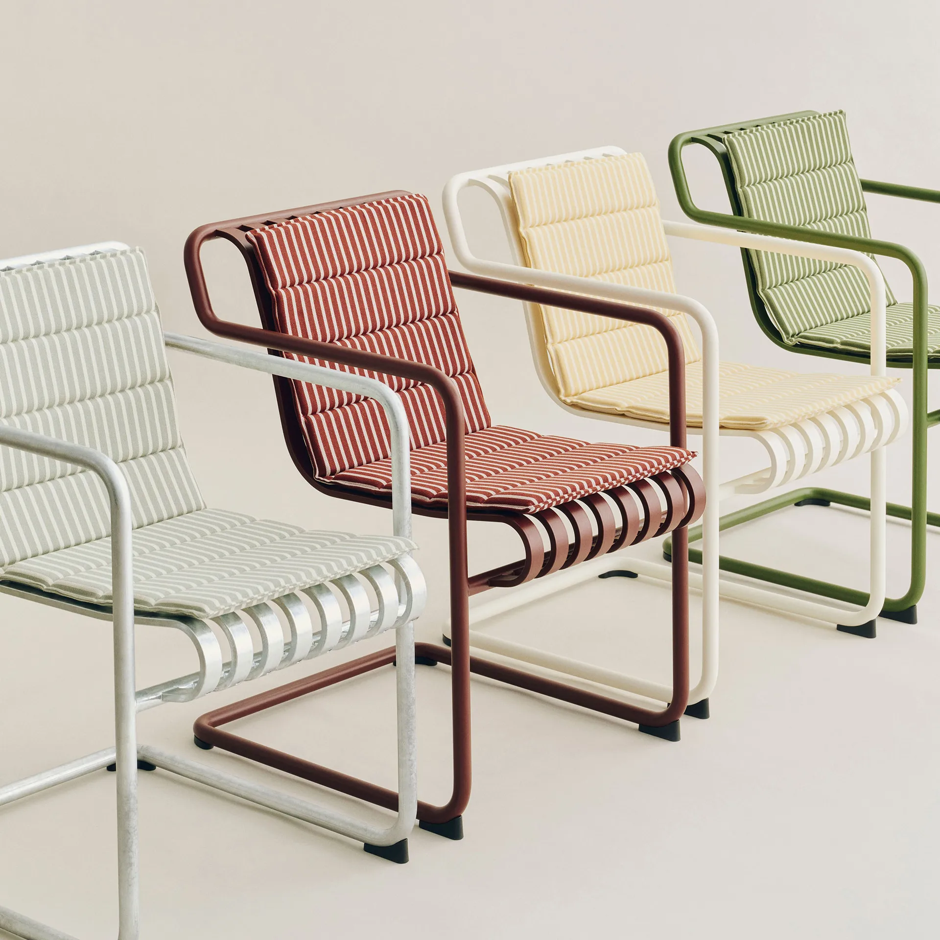 Terrazza Folding sittdyna, Yellow bold stripe, 82x40 cm HAY