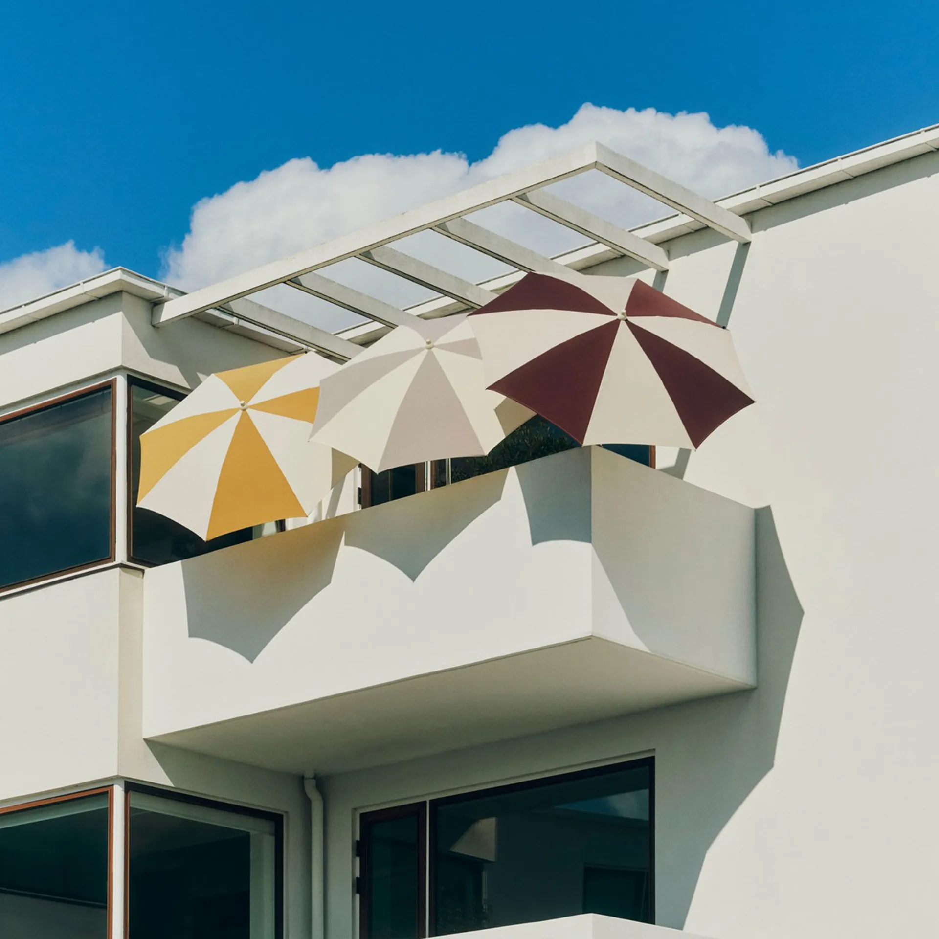 Terrazza Octagon parasoll, Off-white-burgundy HAY