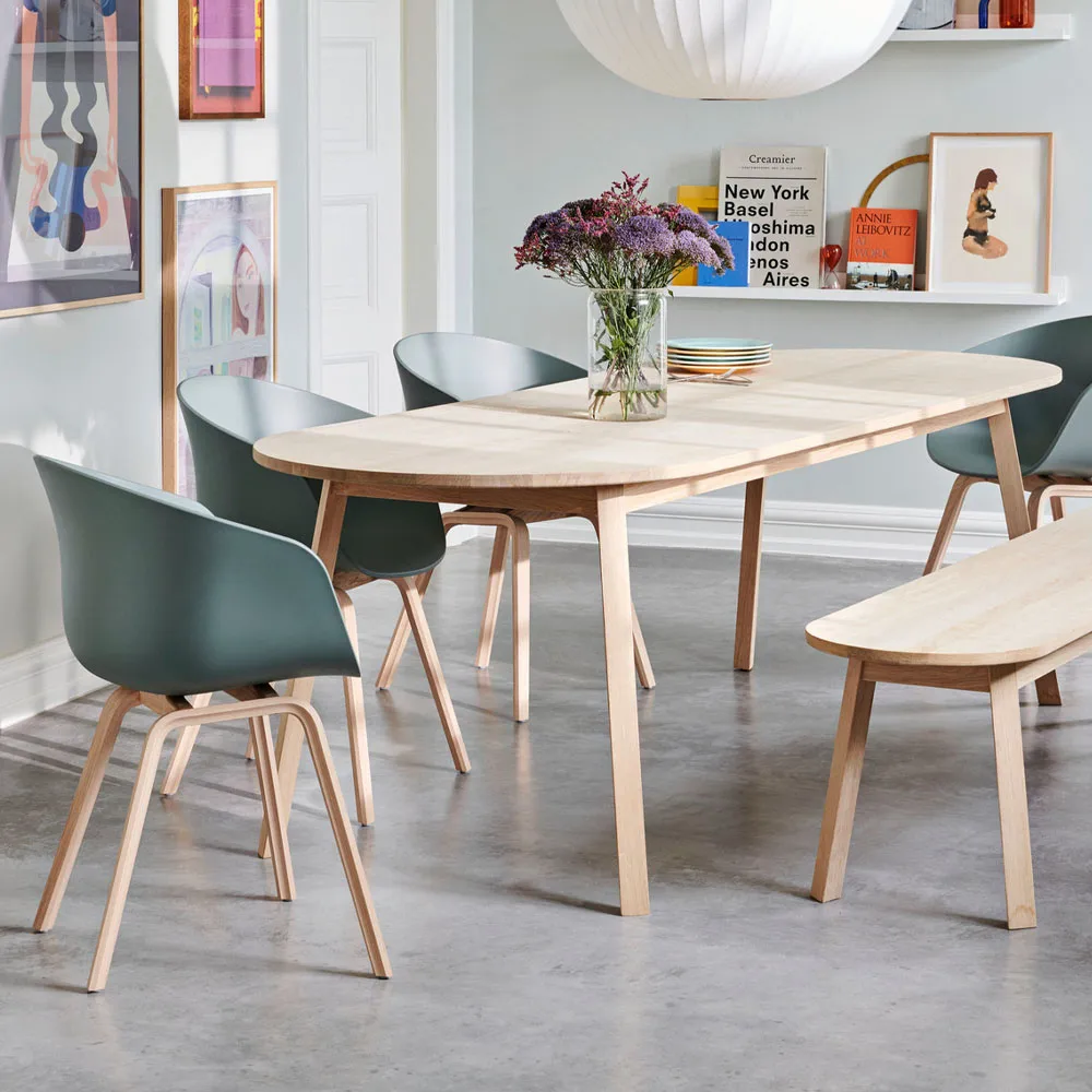 Triangle Leg matbord, Oljad ek, 250x85 cm HAY