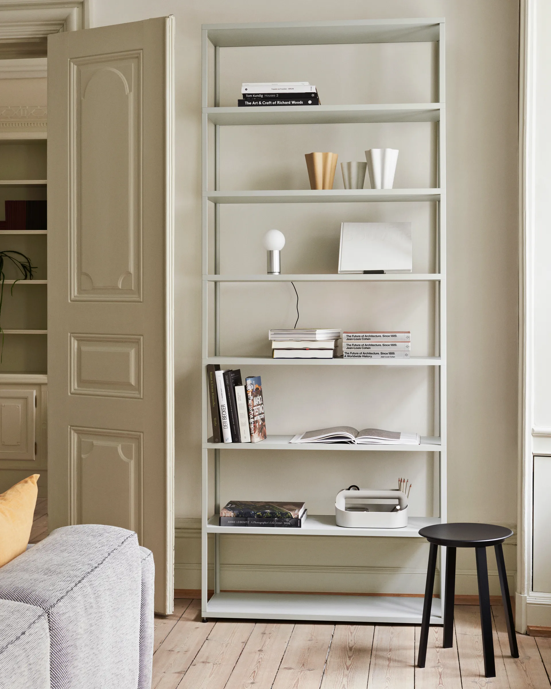 Turn On bordslampa, Aluminium HAY