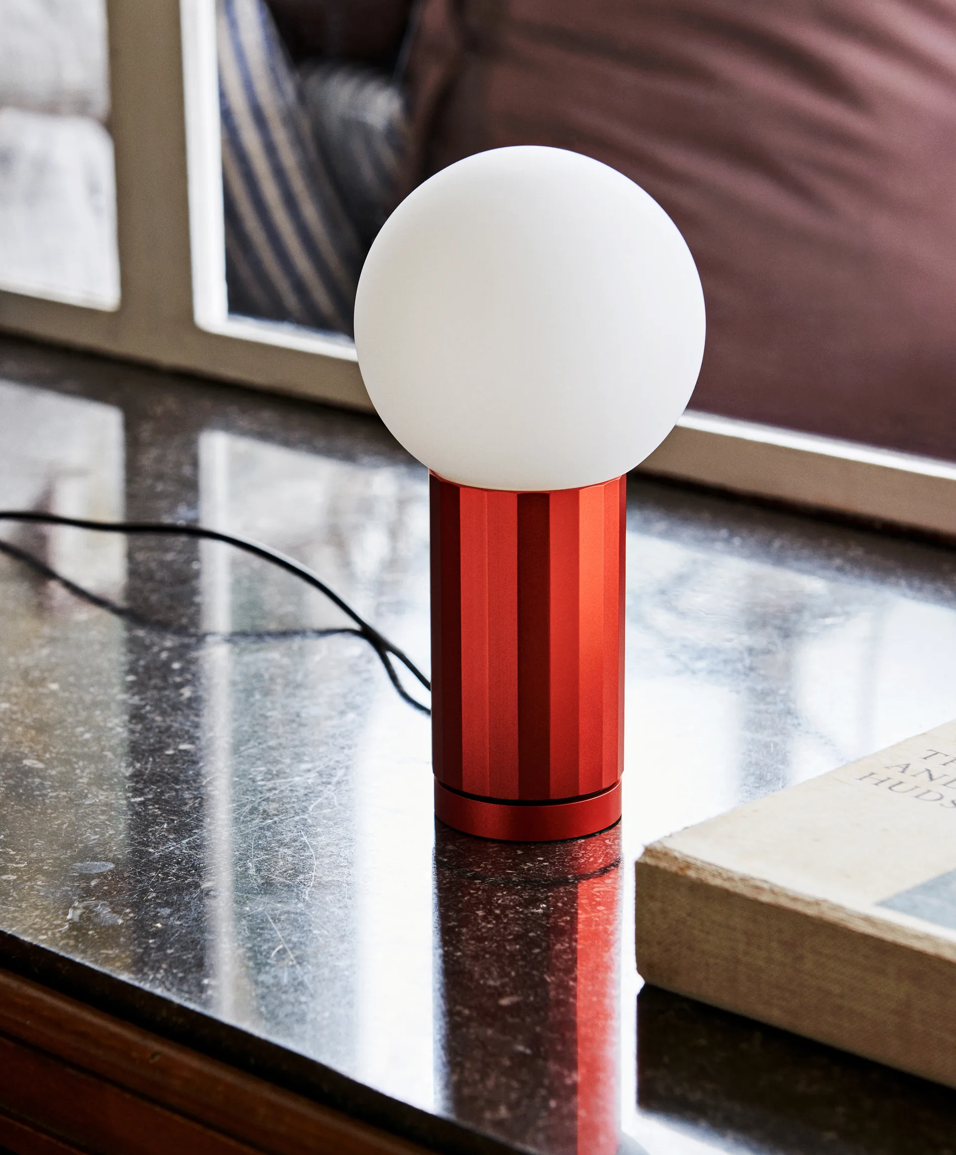 Turn On bordslampa, Orange HAY