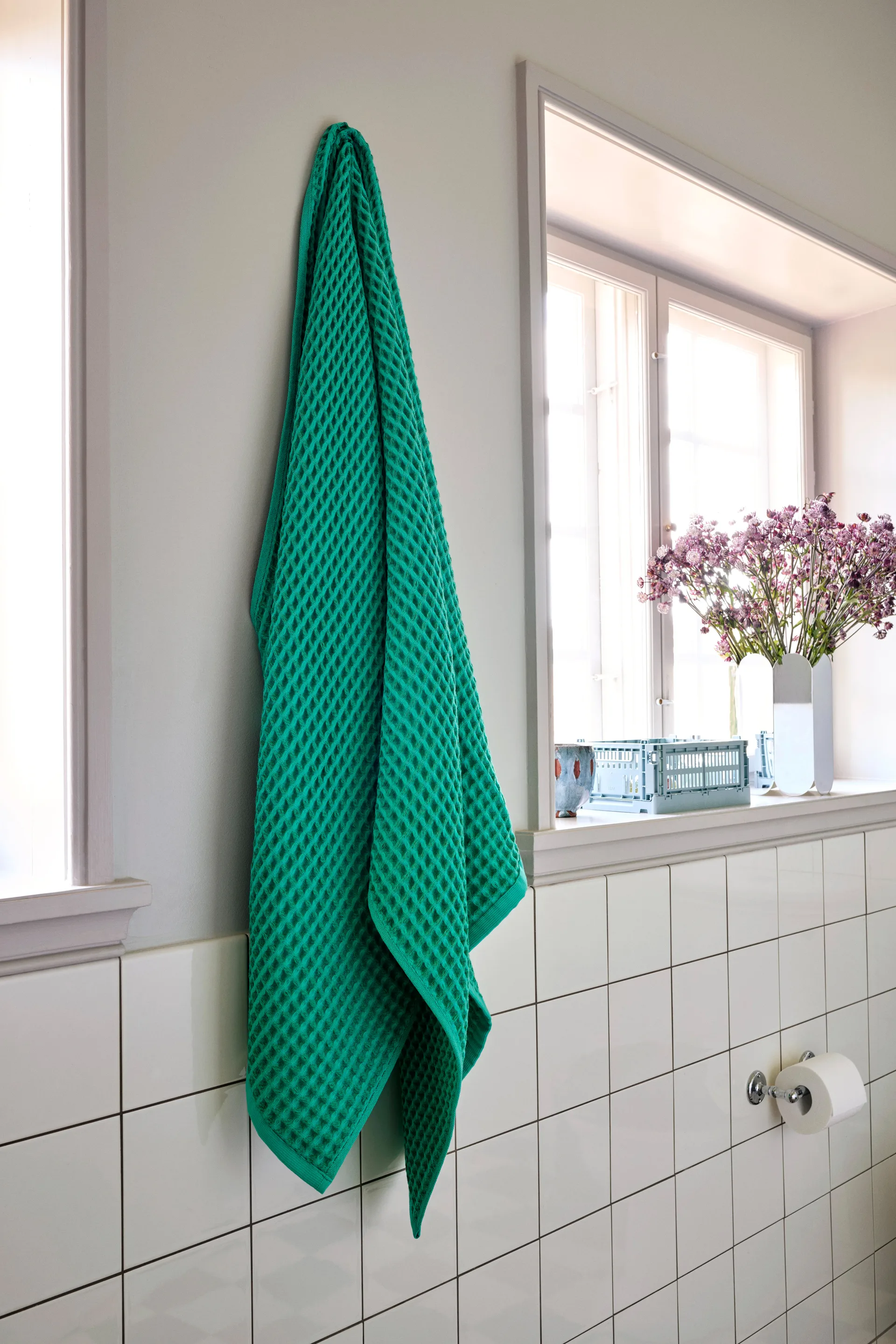 Waffle badhandduk 70x140 cm, Emerald green HAY