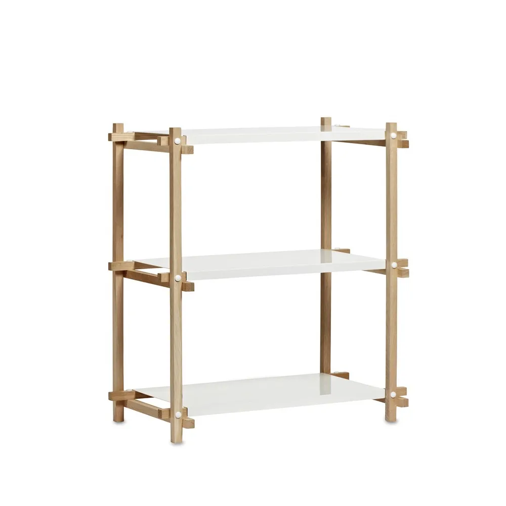 Woody Column hylla, Oak-white lacquered shelf, low HAY