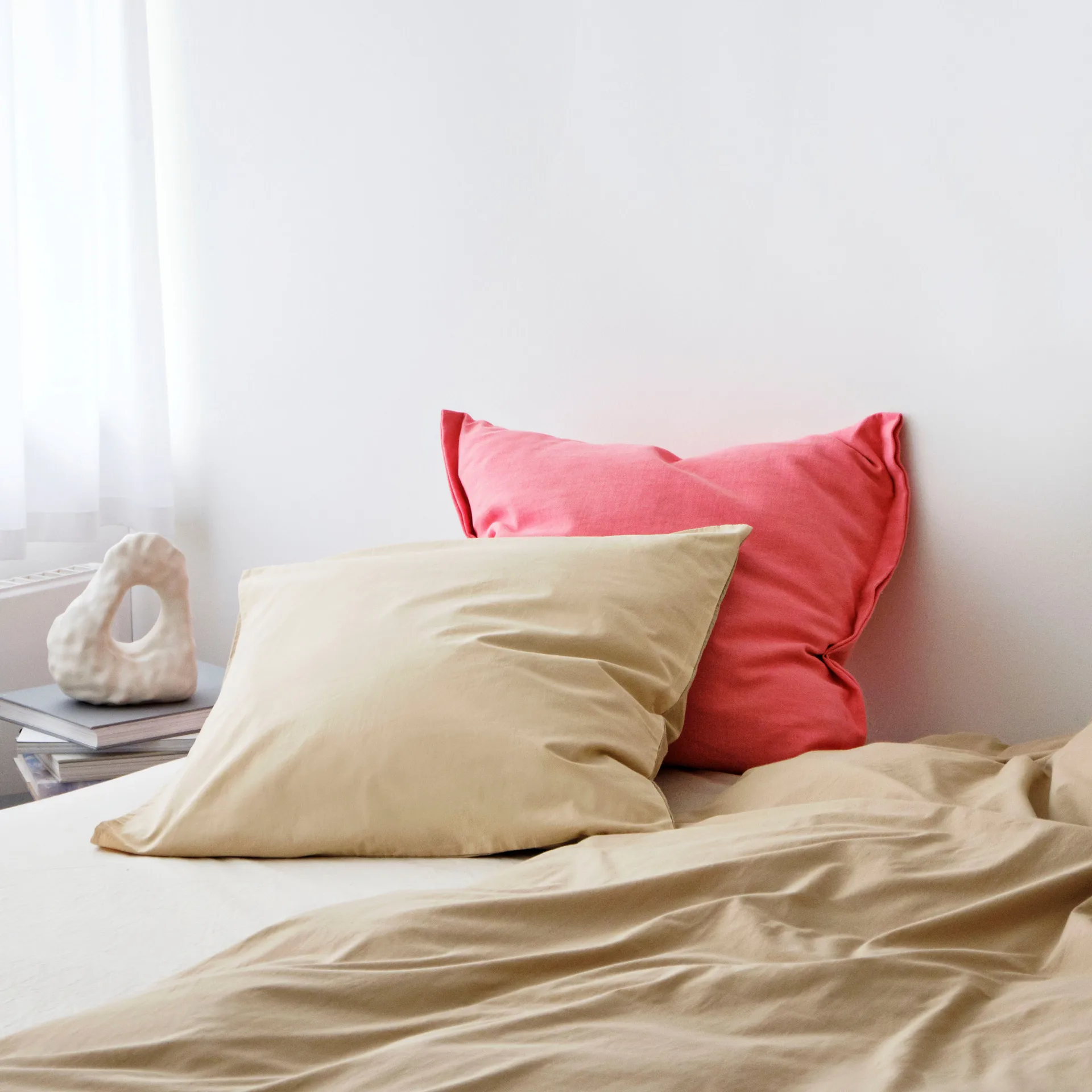 W&S Boulder bokstöd, Ivory HAY