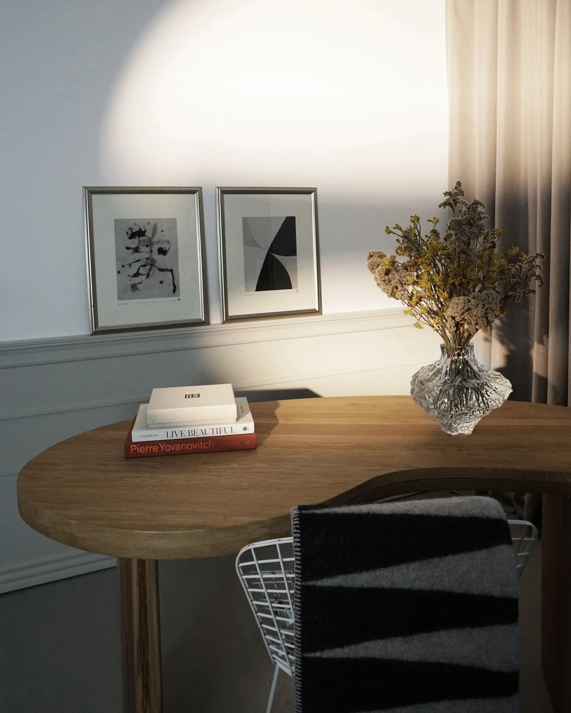 Contrast poster 40x50 cm, No. 02 Hein Studio