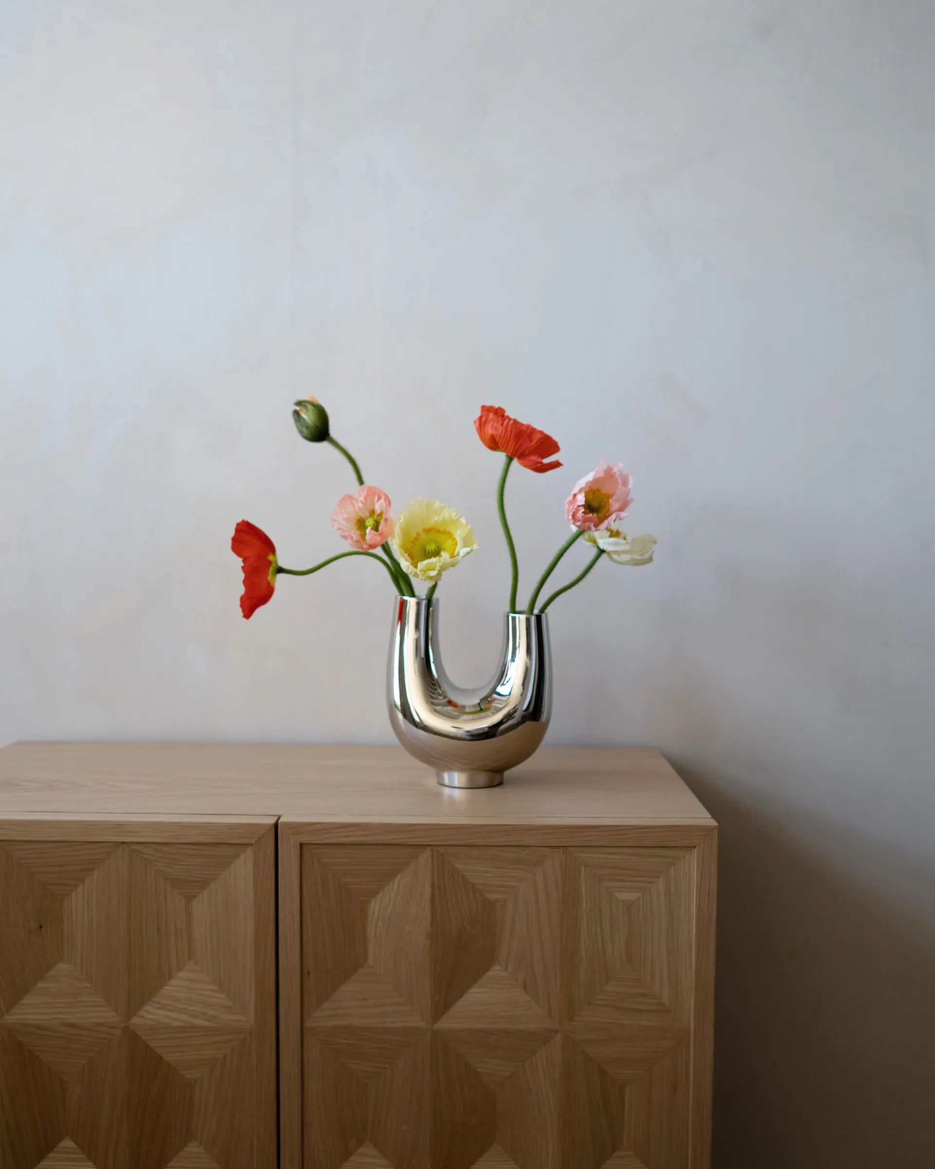 Kazumi vas, Nickel Hein Studio