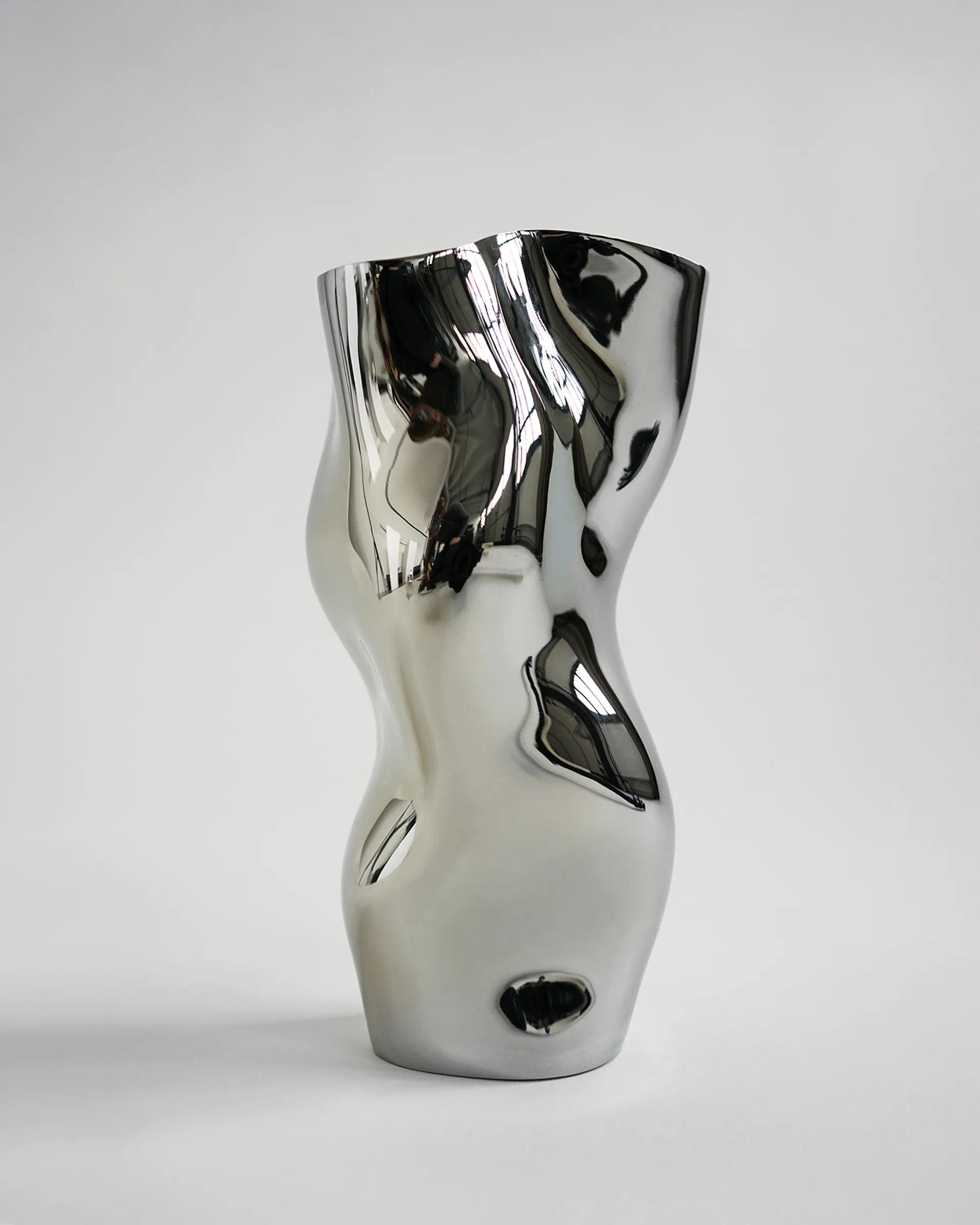 Ostrea 25 vas, Chrome Hein Studio