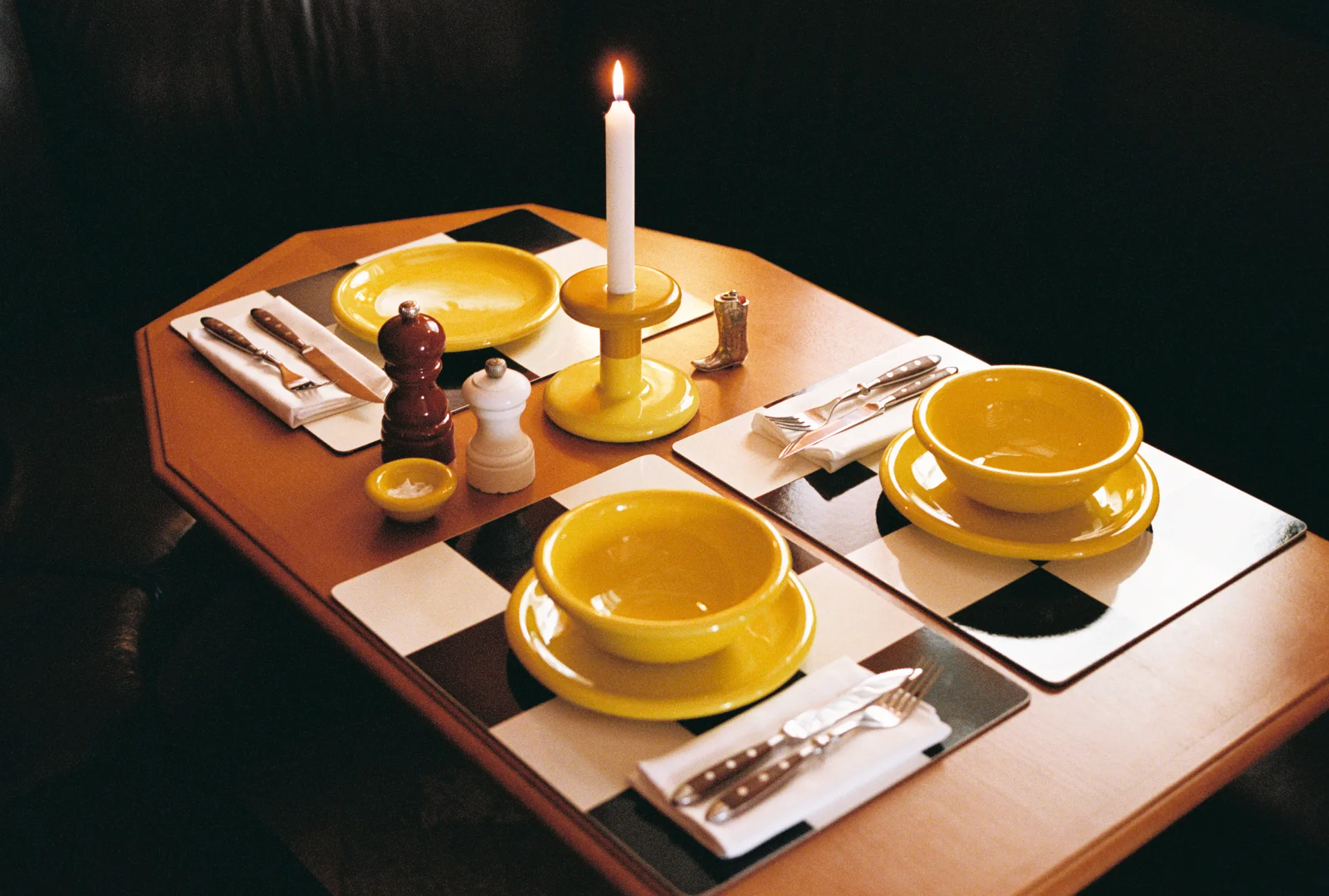 Check bordstablett 30x40 cm 2-pack, Cream-black Hem