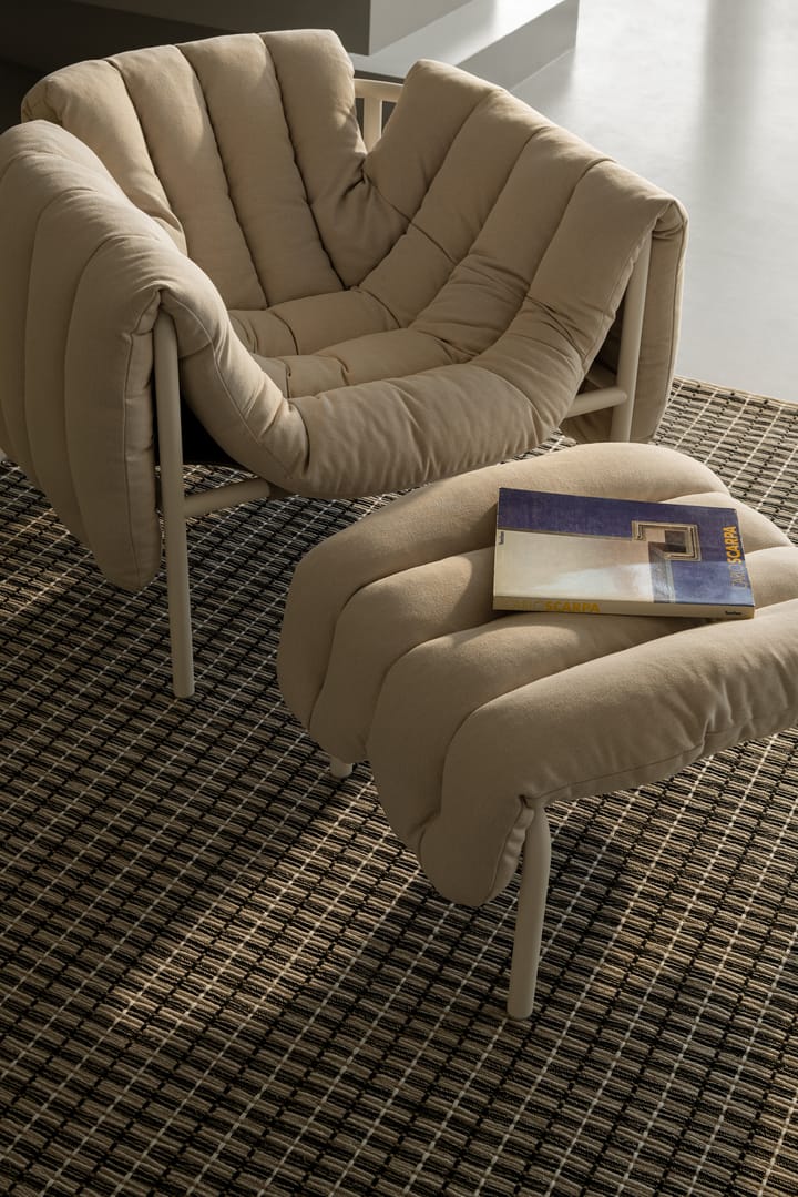 Puffy loungefåtölj + ottoman, Sawdust-black grey Hem