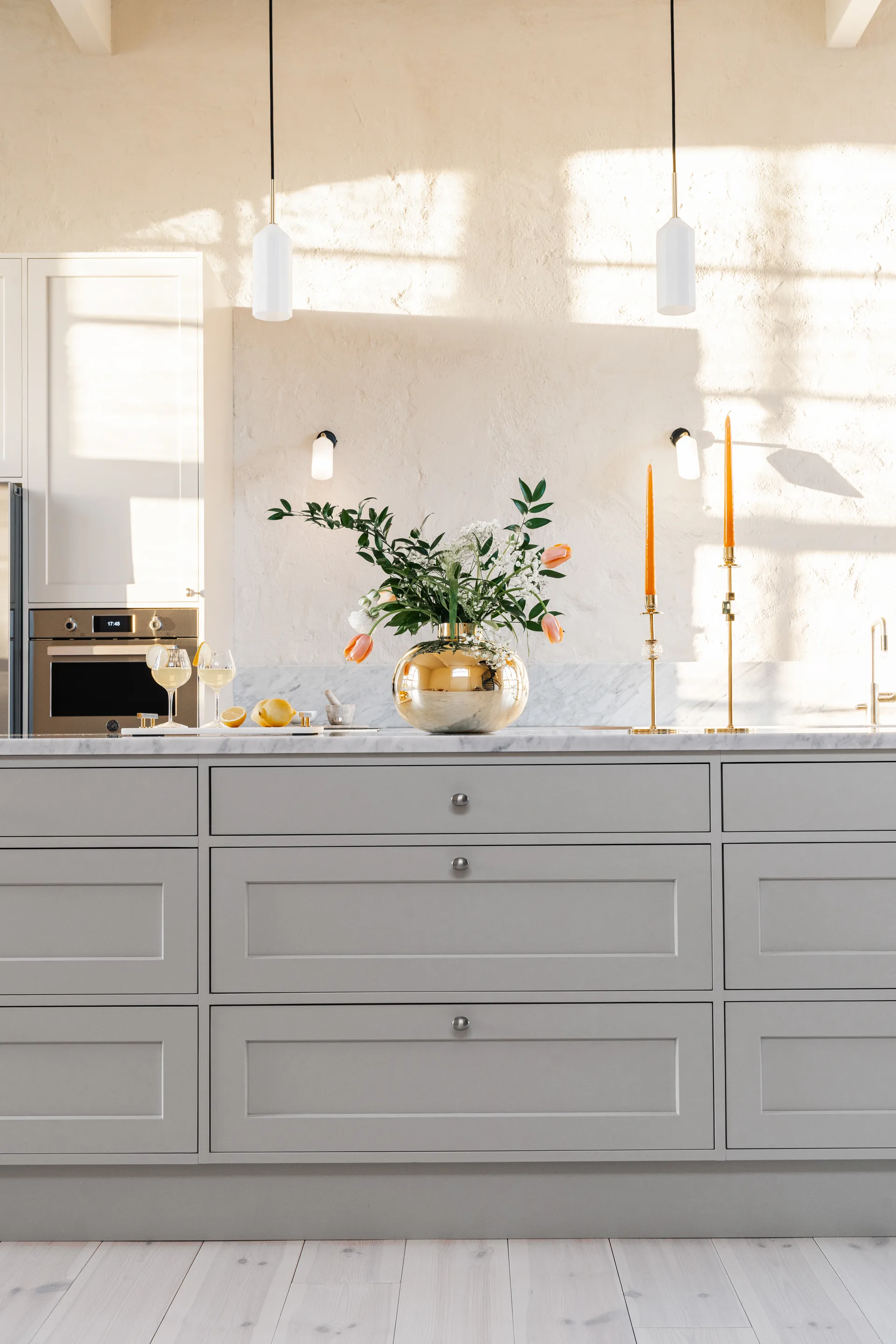 Alba ljusstake 30 cm, Solid mässing och glas Hilke Collection