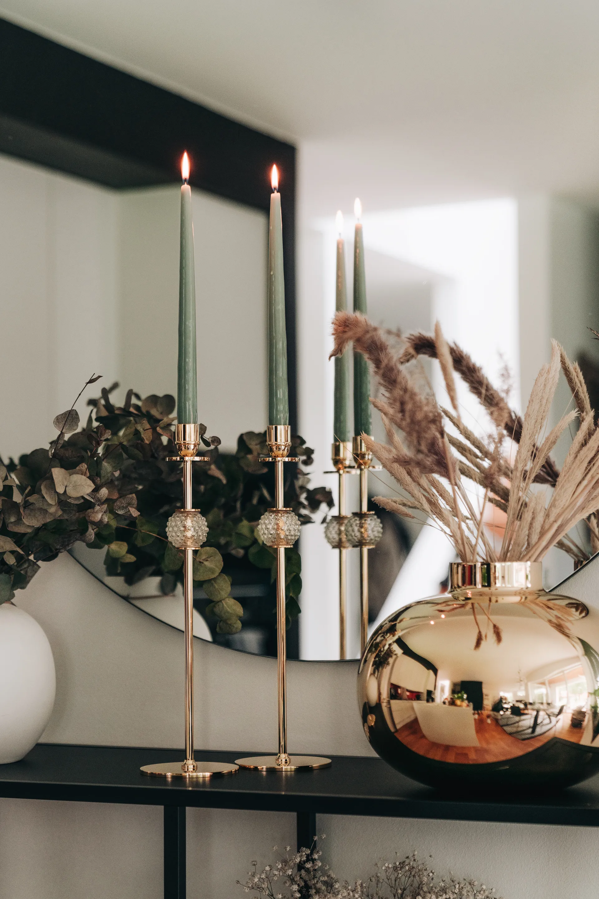 Alba ljusstake 40 cm, Solid mässing och glas Hilke Collection