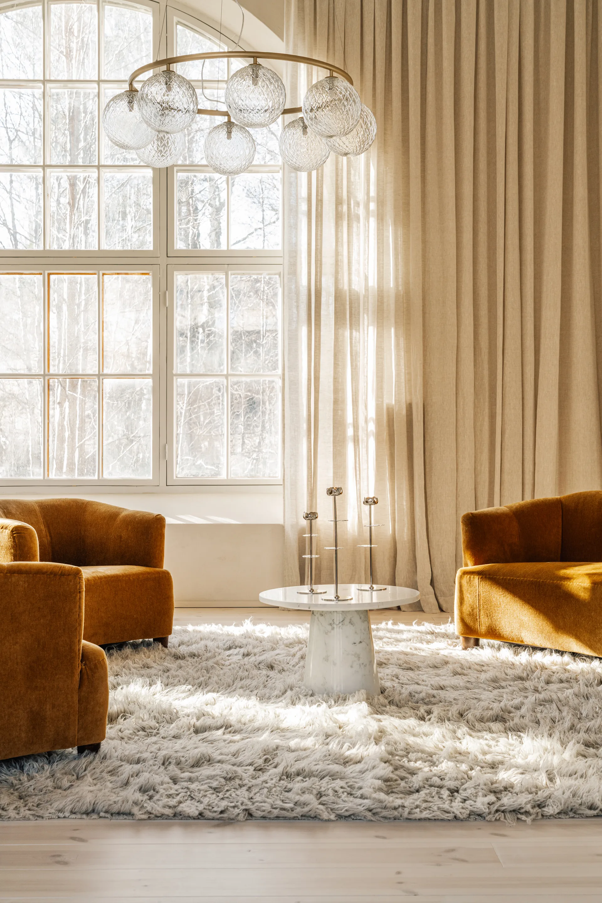 Ninfea Alta ljusstake 30 cm, Förnicklad mässing Hilke Collection