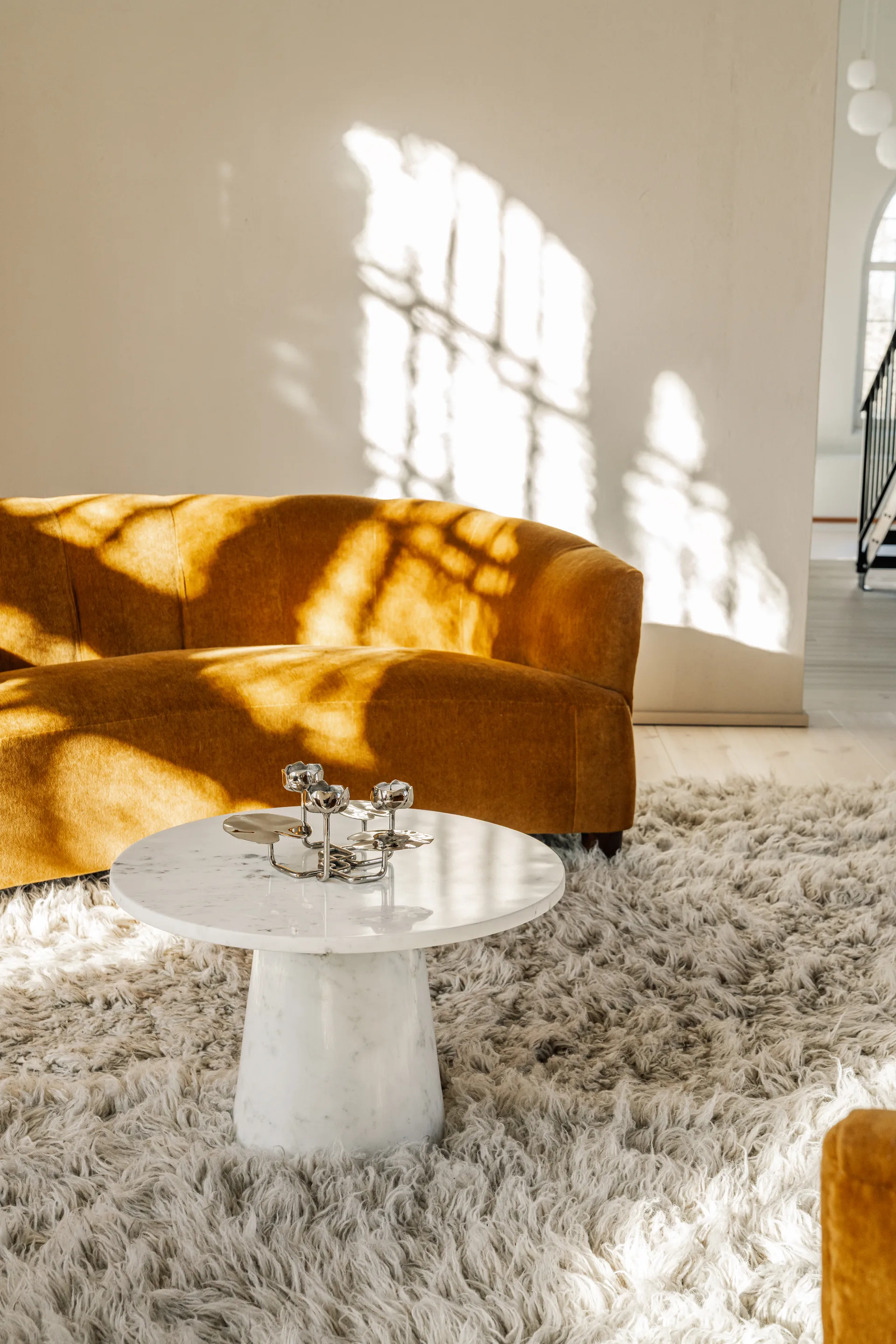 Ninfea grande ljusstake, Förnicklad mässing Hilke Collection