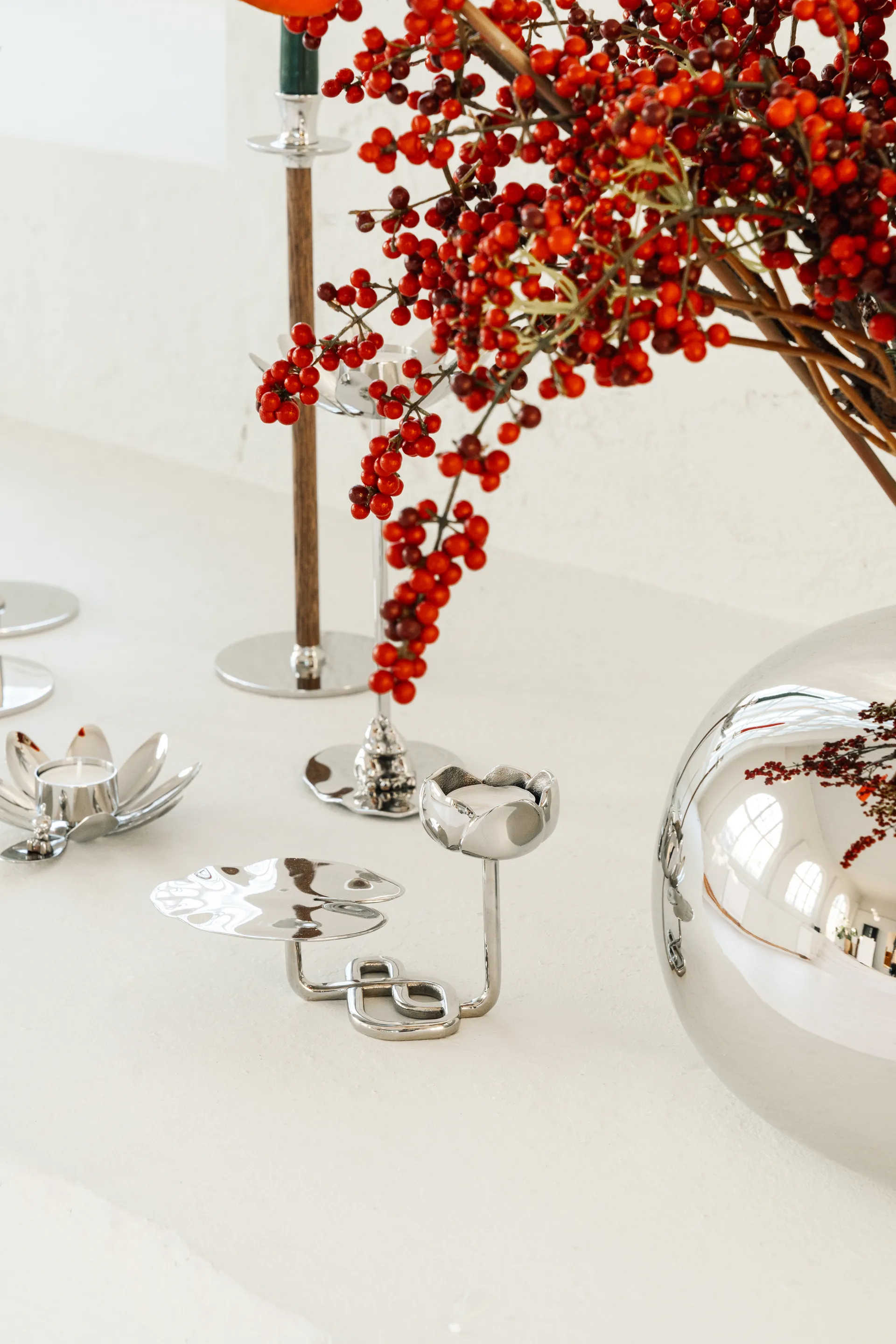 Ninfea No.1 ljusstake, Förnicklad mässing Hilke Collection