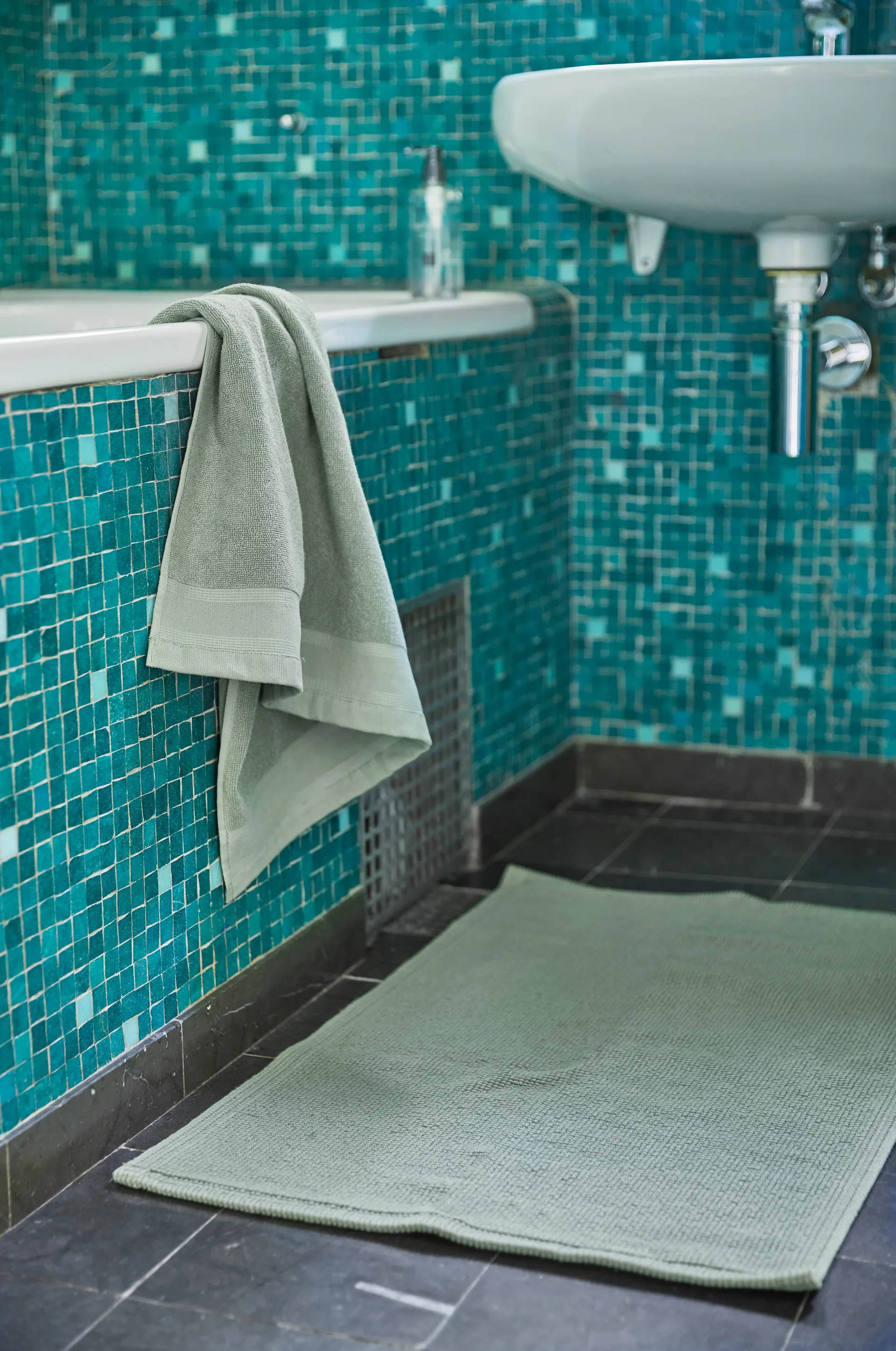 Love badrumsmatta 50x80 cm, Sage Himla