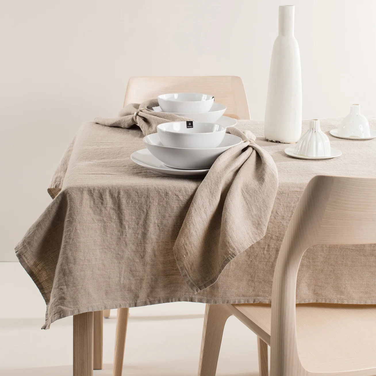 Sunshine bordsduk natural (beige), 140x250 cm Himla