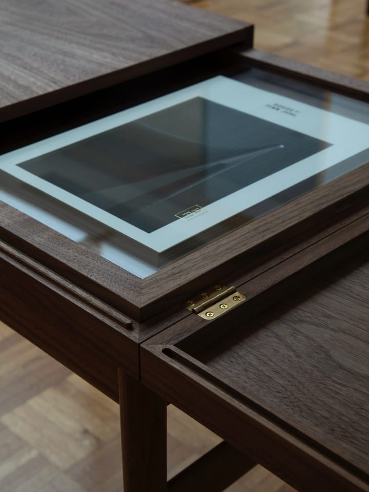 Art Collector's Table bord, valnöt House of Finn Juhl