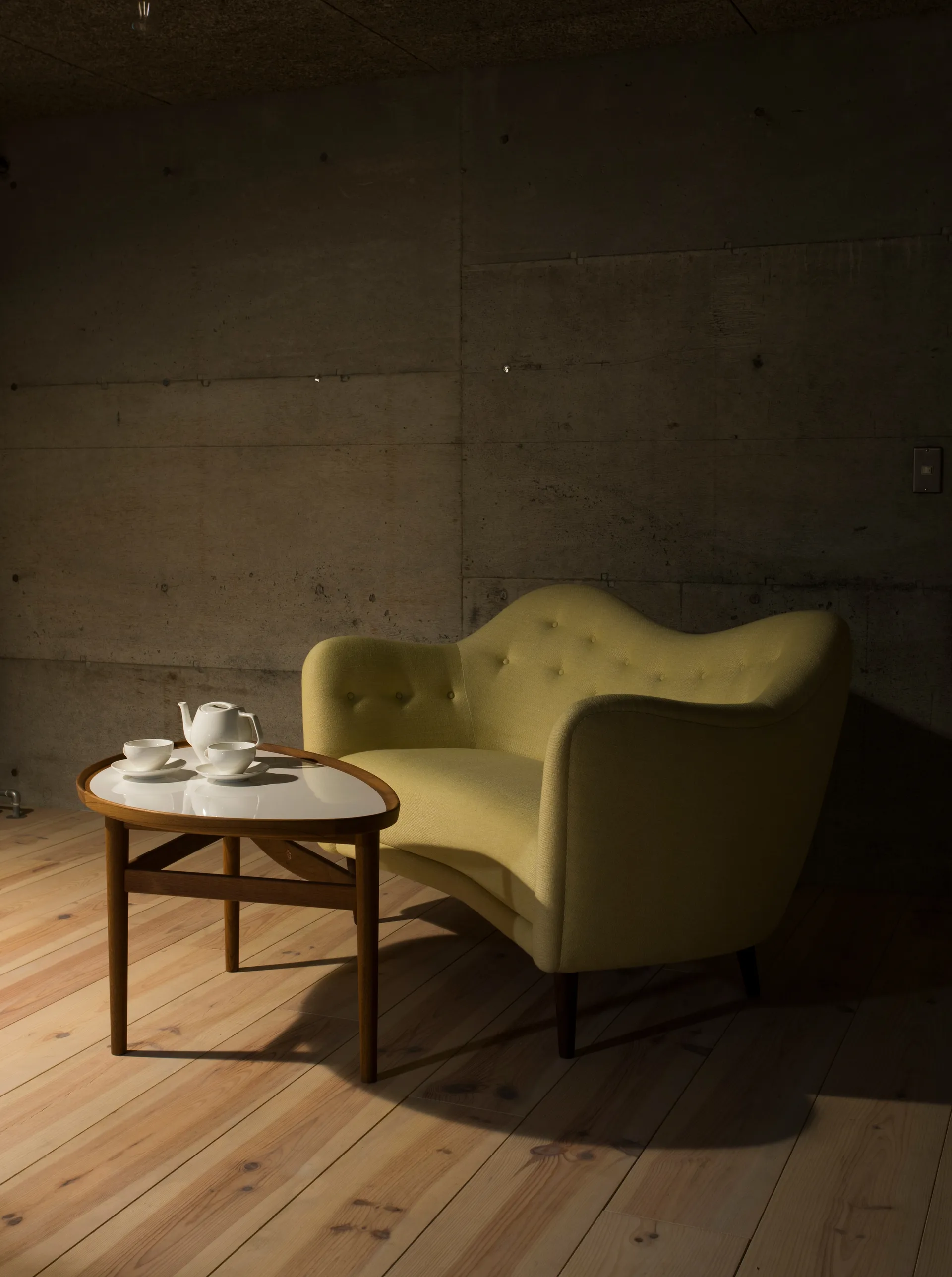 Eye table soffbord, Valnöt-vit laminat House of Finn Juhl