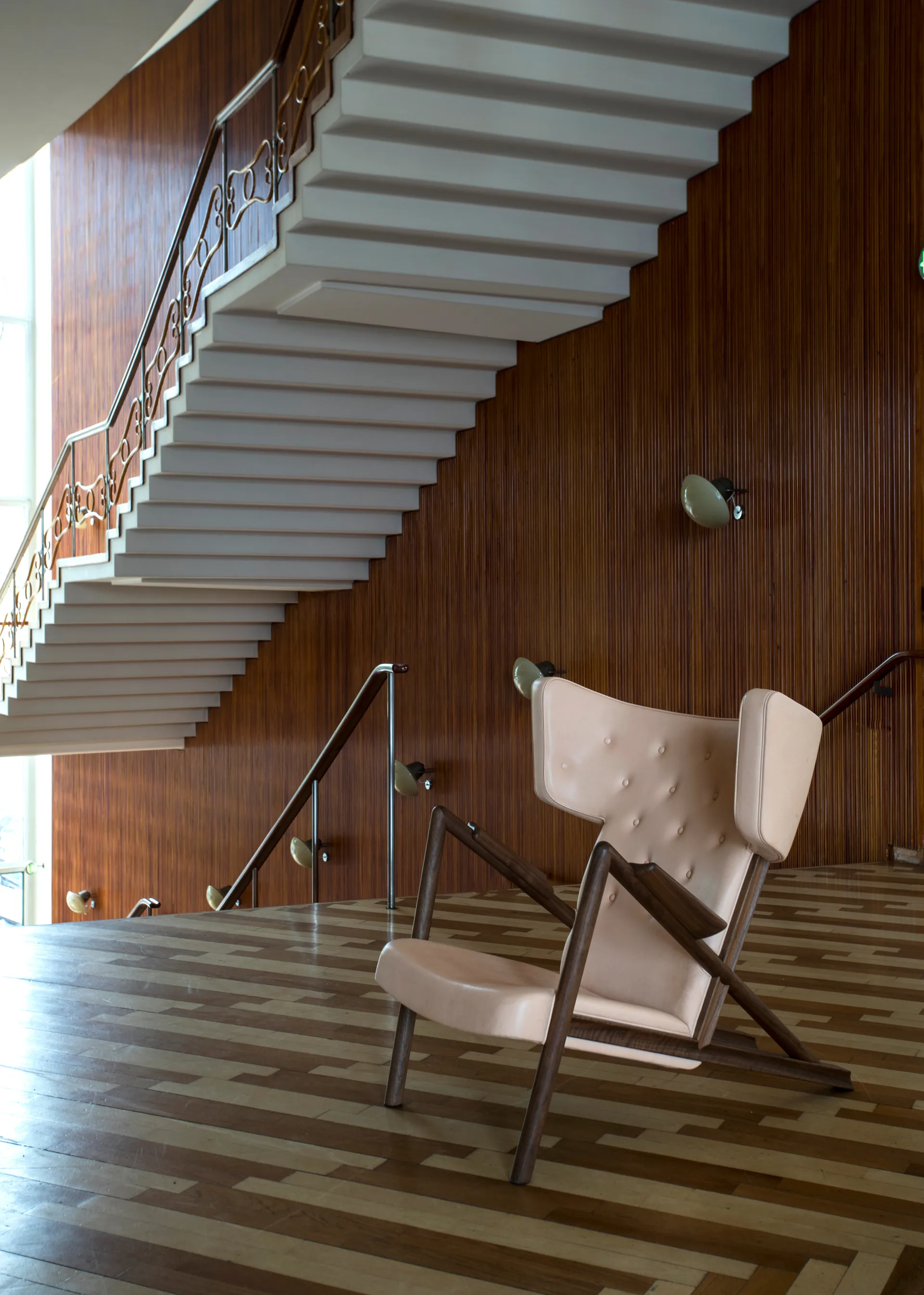 Grasshopper fåtölj, Valnöt-nevada cognac NV2488S House of Finn Juhl