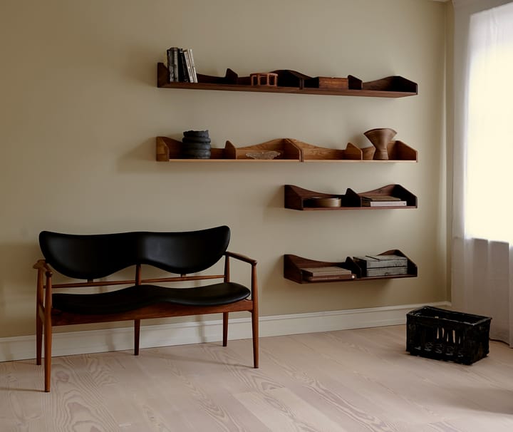 Hulsø Shelf vägghylla, Walnut House of Finn Juhl