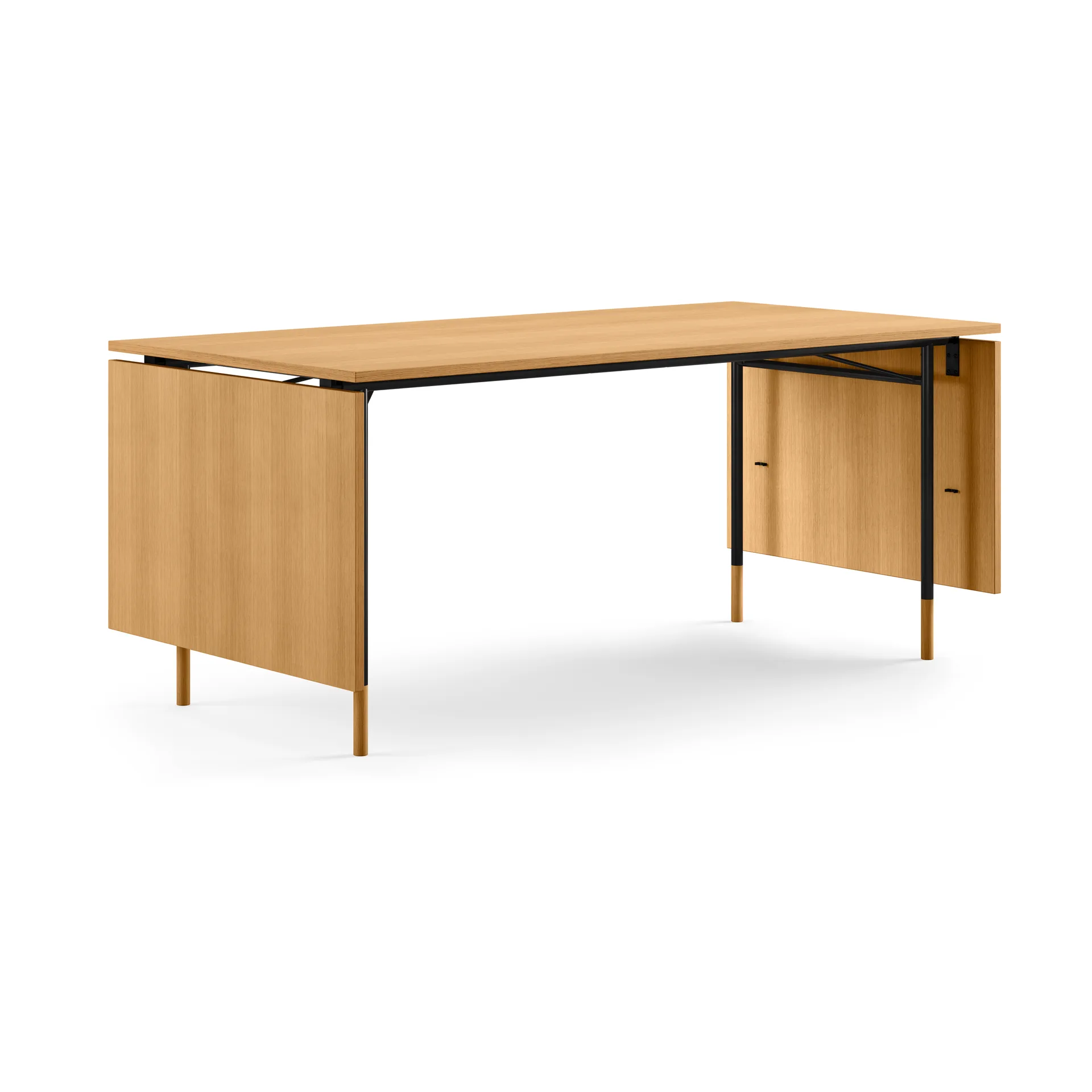 Nyhavn Dining Table matbord med klaffar, Ek-svarta ben House of Finn Juhl