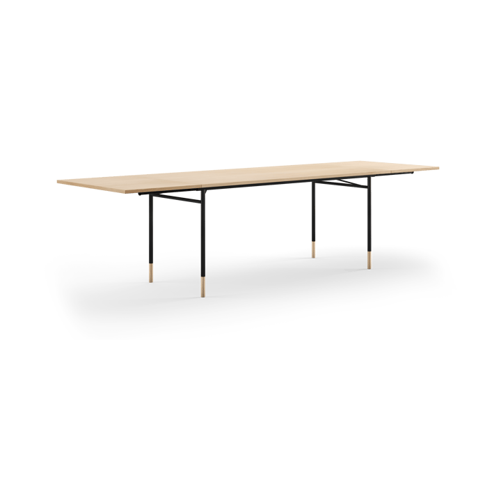 Nyhavn Dining Table matbord med klaffar, Ljus ek-svarta ben House of Finn Juhl