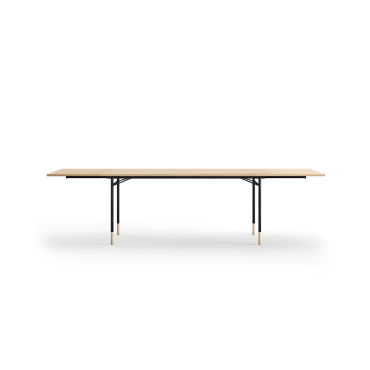 Nyhavn Dining Table matbord med klaffar - Ljus ek-svarta ben - House of Finn Juhl
