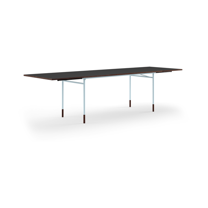 Nyhavn Dining Table matbord med klaffar - Valnöt-svart laminat-ljusblå ben - House of Finn Juhl