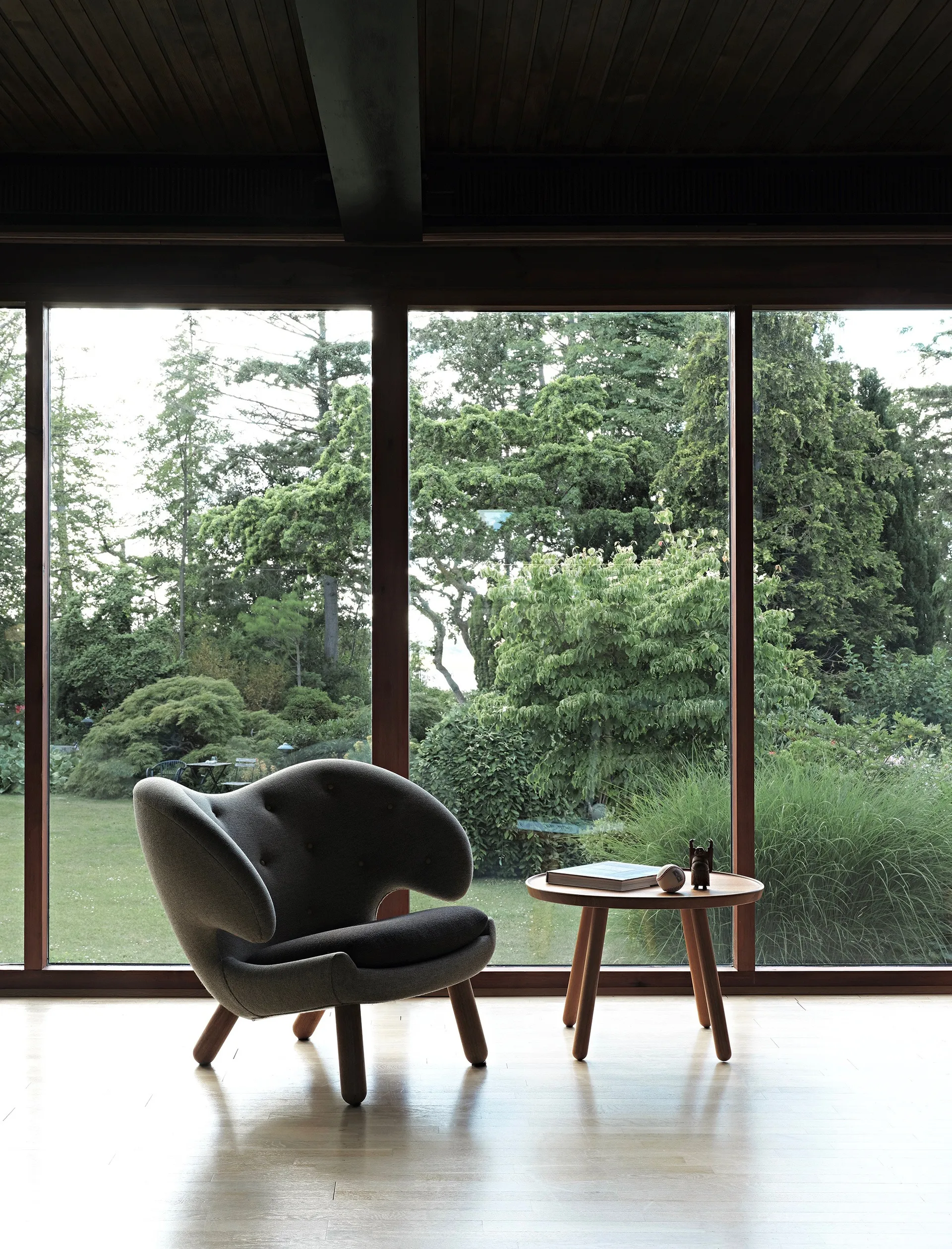 Pelican soffbord Ø63 cm, Ek House of Finn Juhl